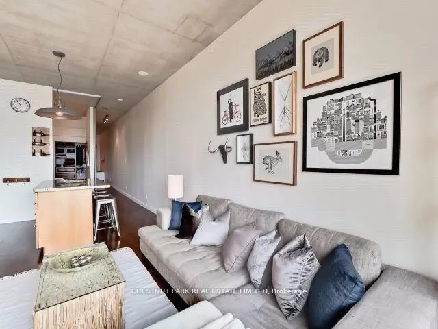33 Mill Street, #427