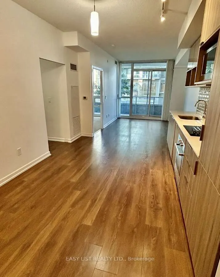 52 Forest Manor Road, #0207
