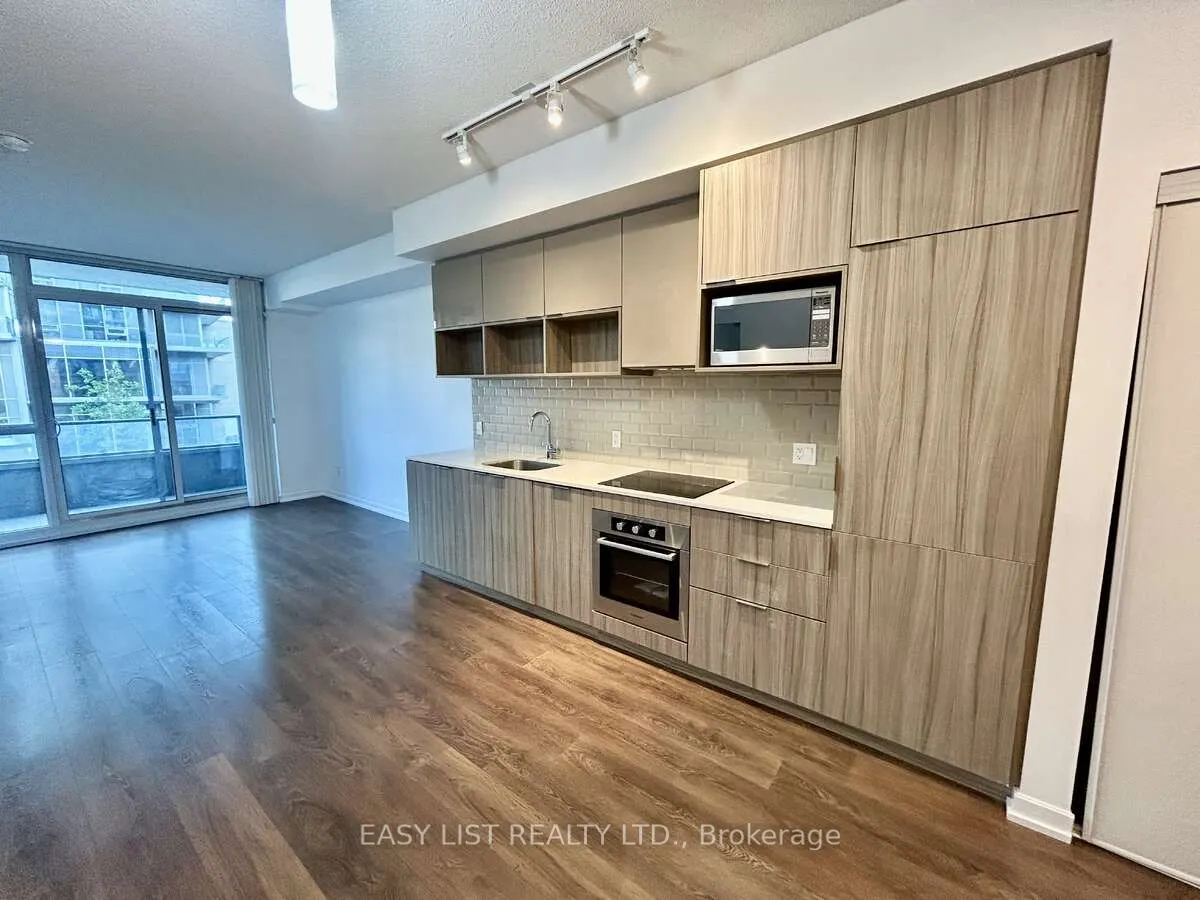 52 Forest Manor Road, #0207