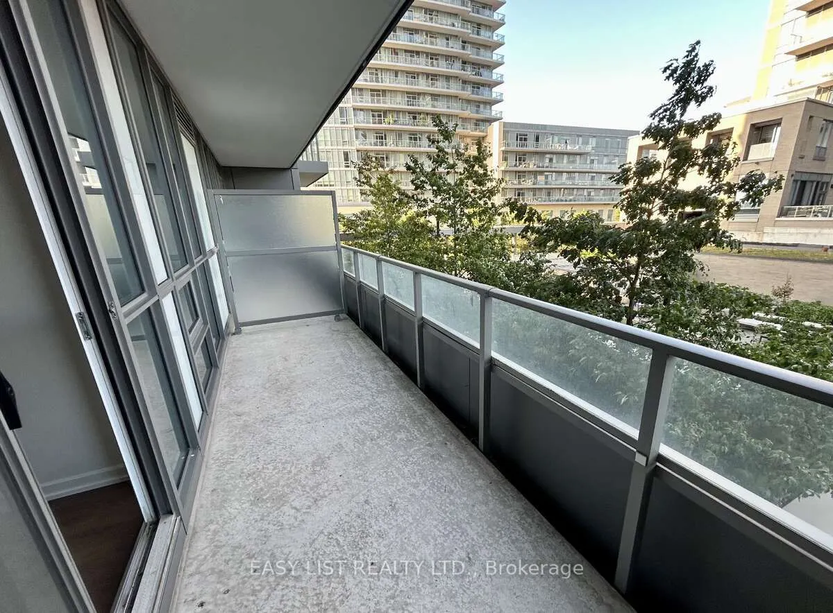 52 Forest Manor Road, #0207