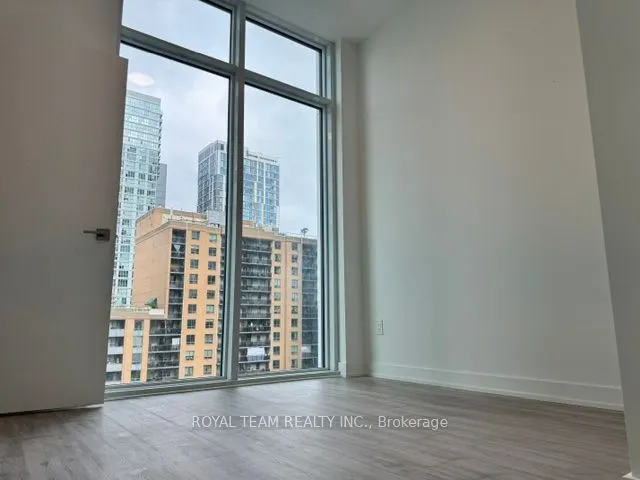 252 Church Street, #905