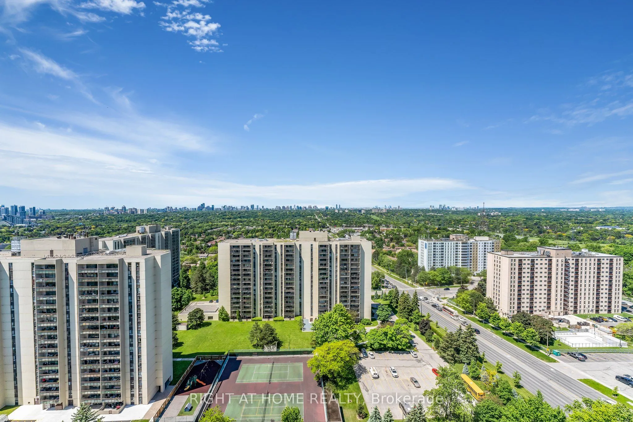 3300 Don Mills Road, #2209
