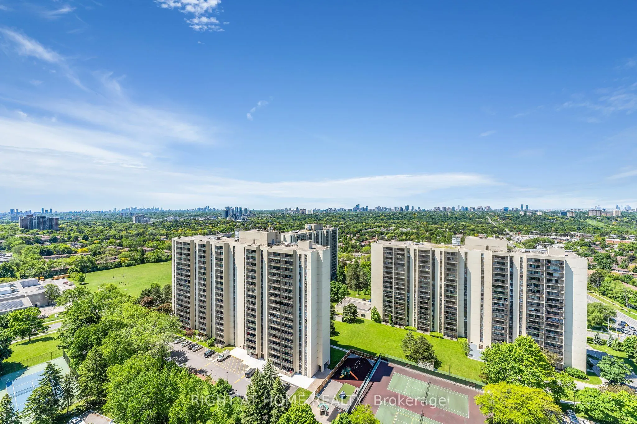 3300 Don Mills Road, #2209