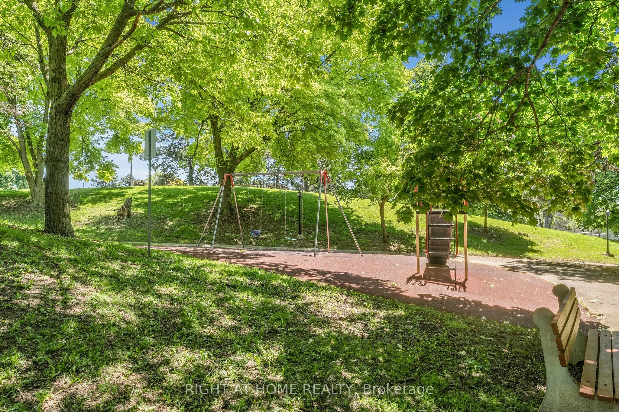3300 Don Mills Road, #2209