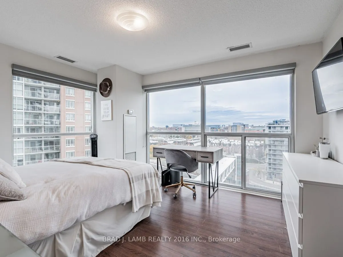 100 Western Battery Road, #907