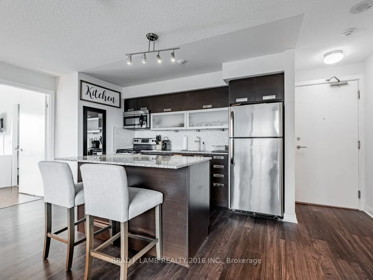 100 Western Battery Road, #907