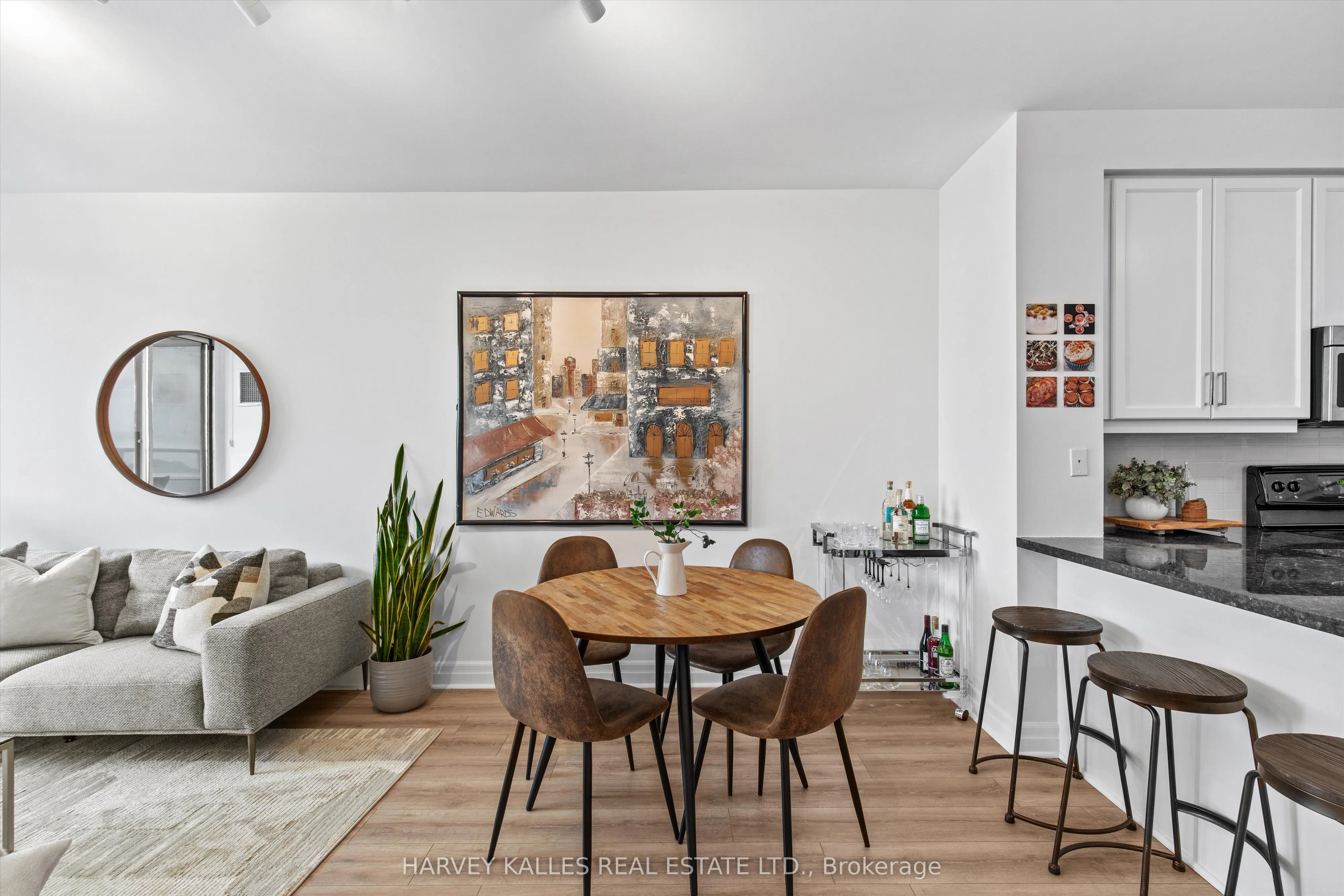 500 St Clair Avenue W, #408