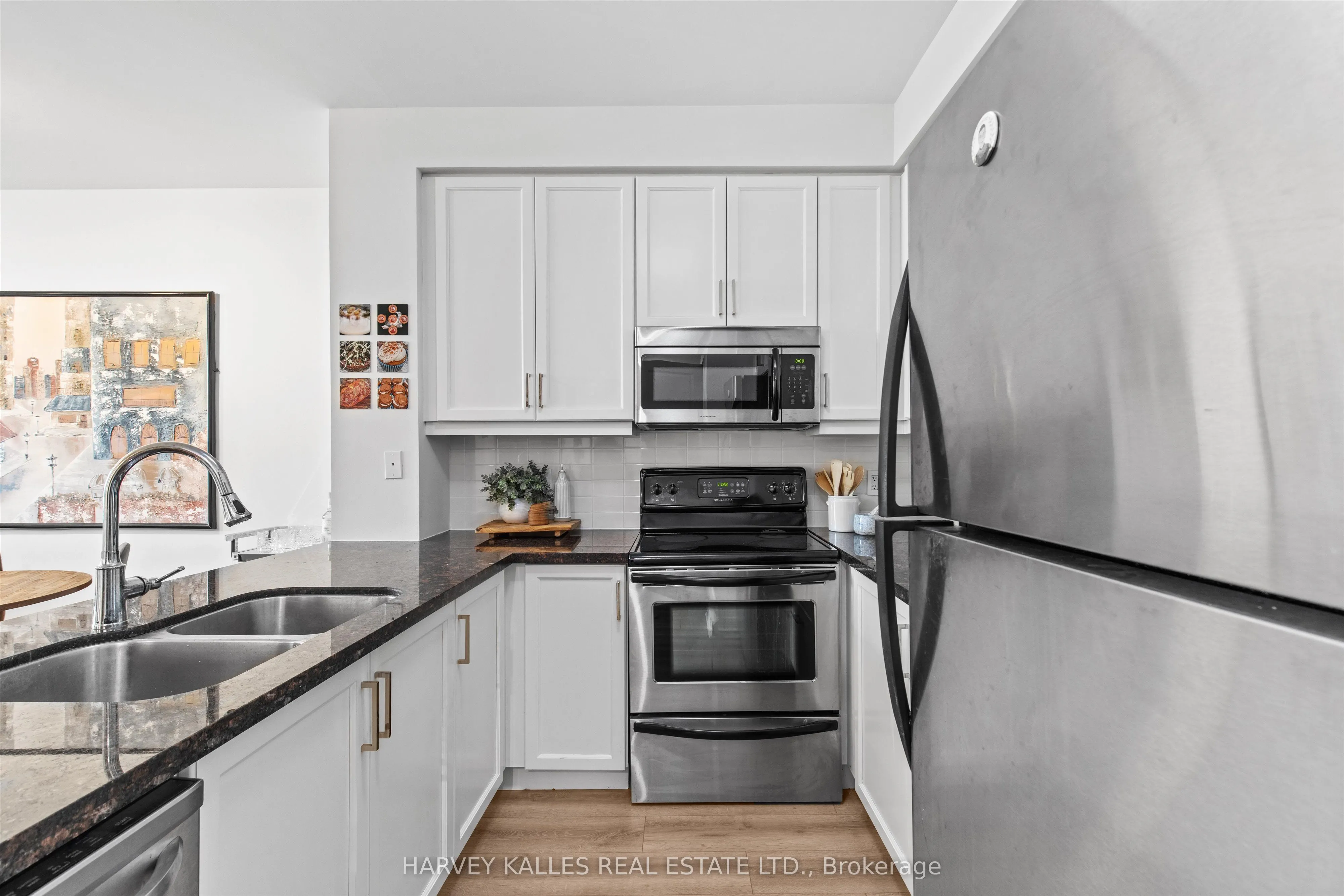 500 St Clair Avenue W, #408