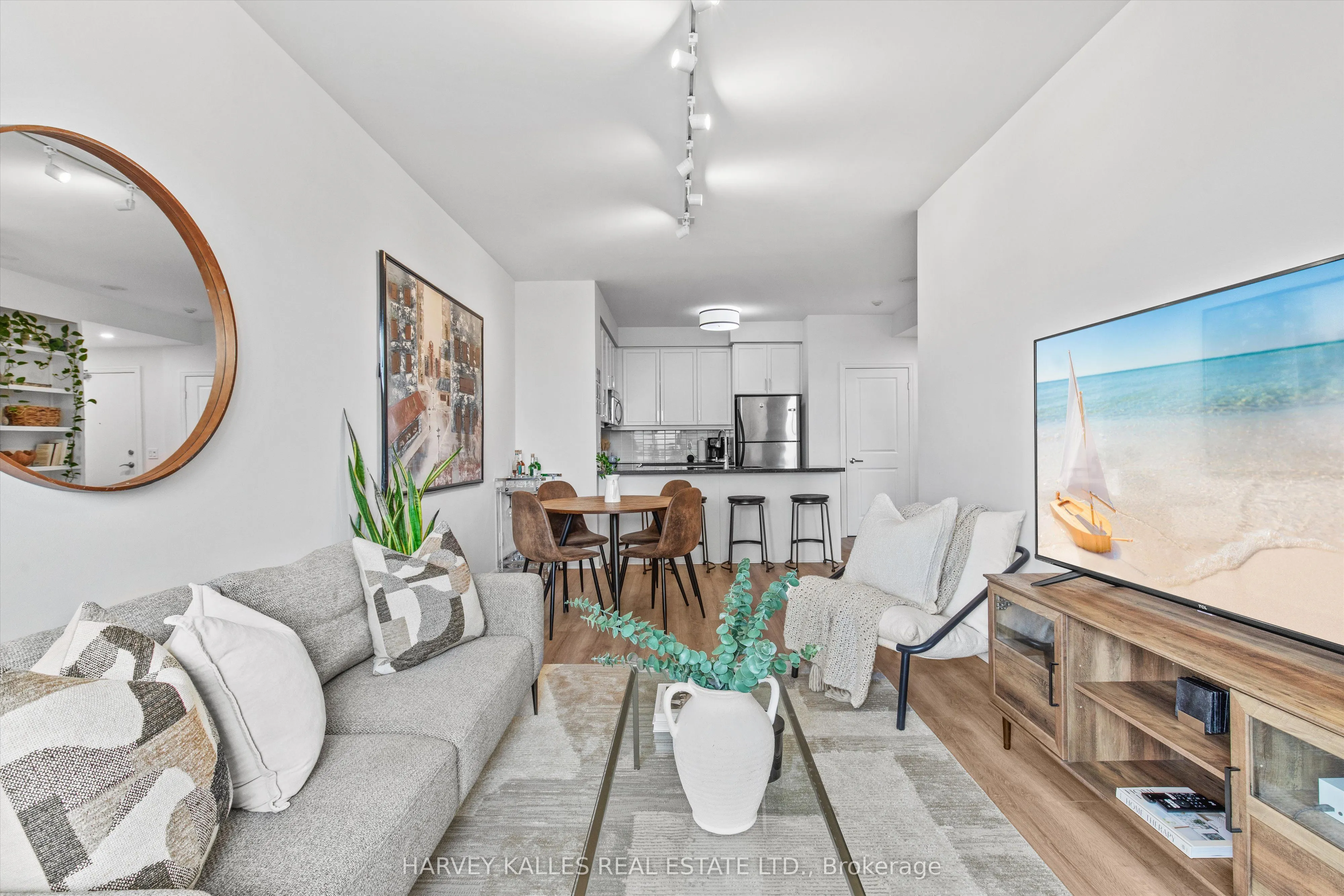 500 St Clair Avenue W, #408
