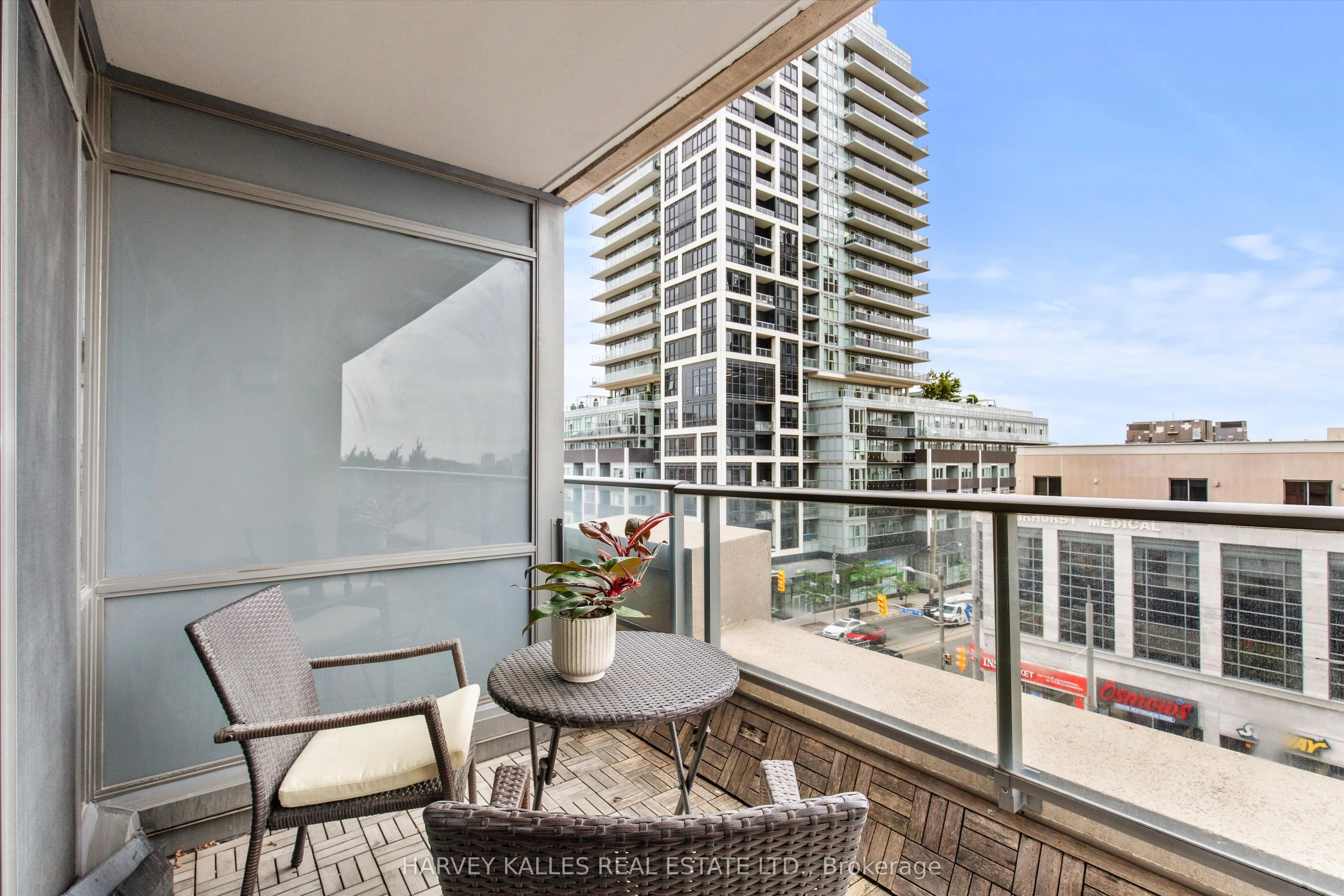 500 St Clair Avenue W, #408