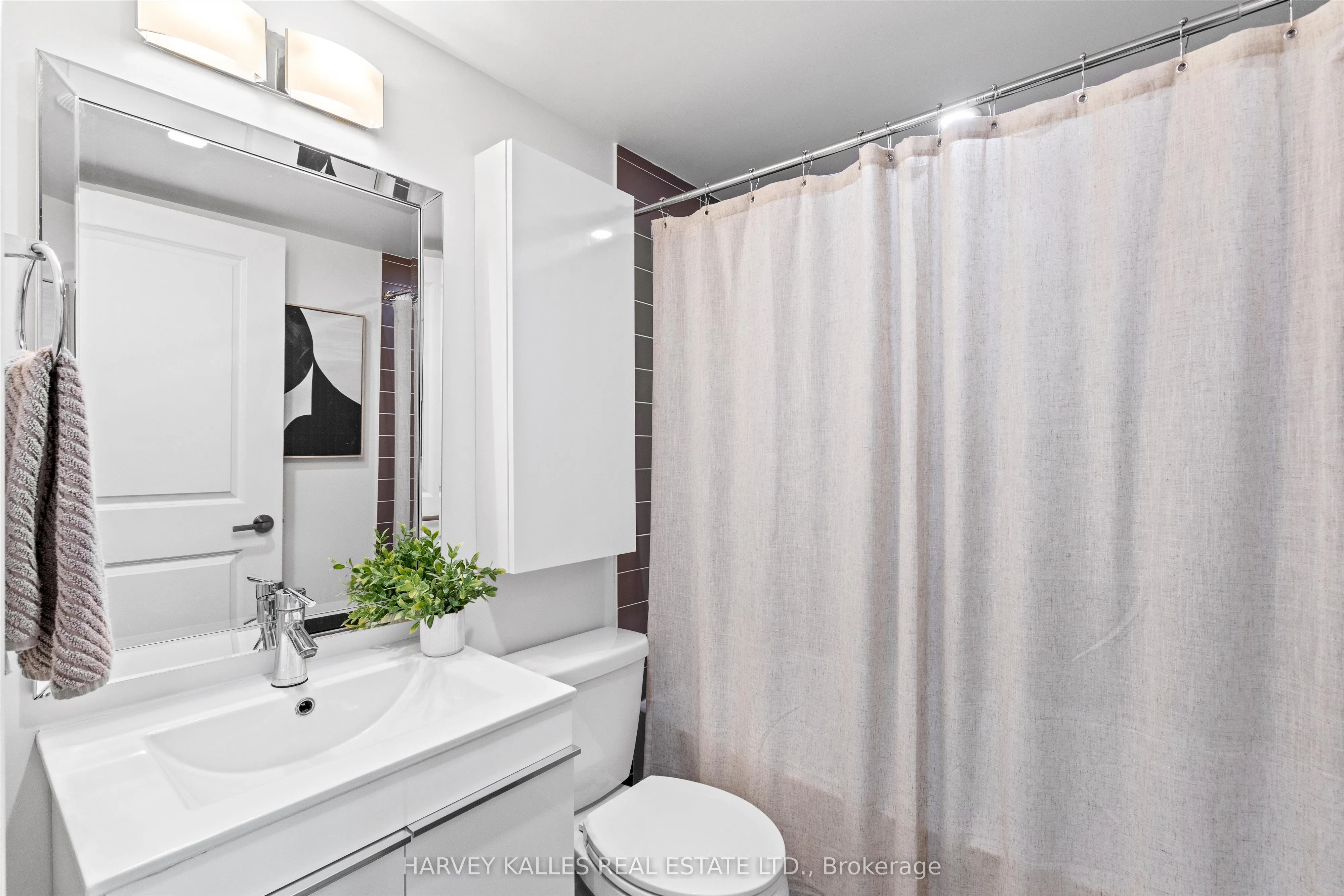 500 St Clair Avenue W, #408