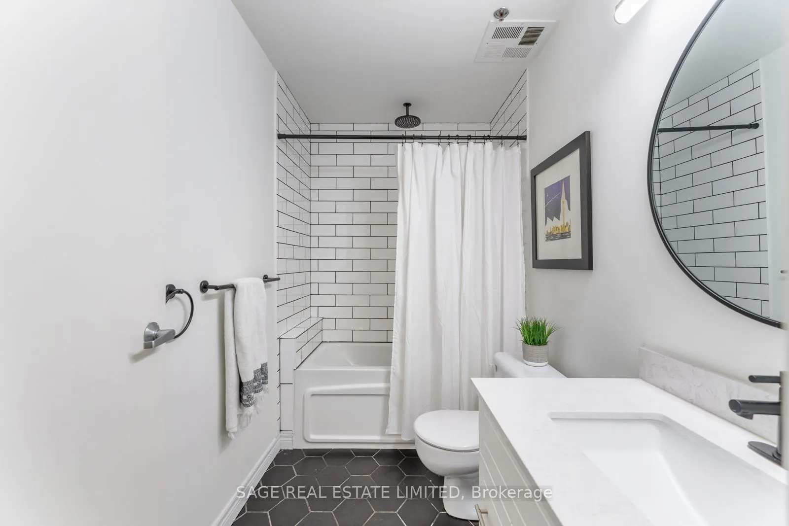 383 Adelaide Street E, #103