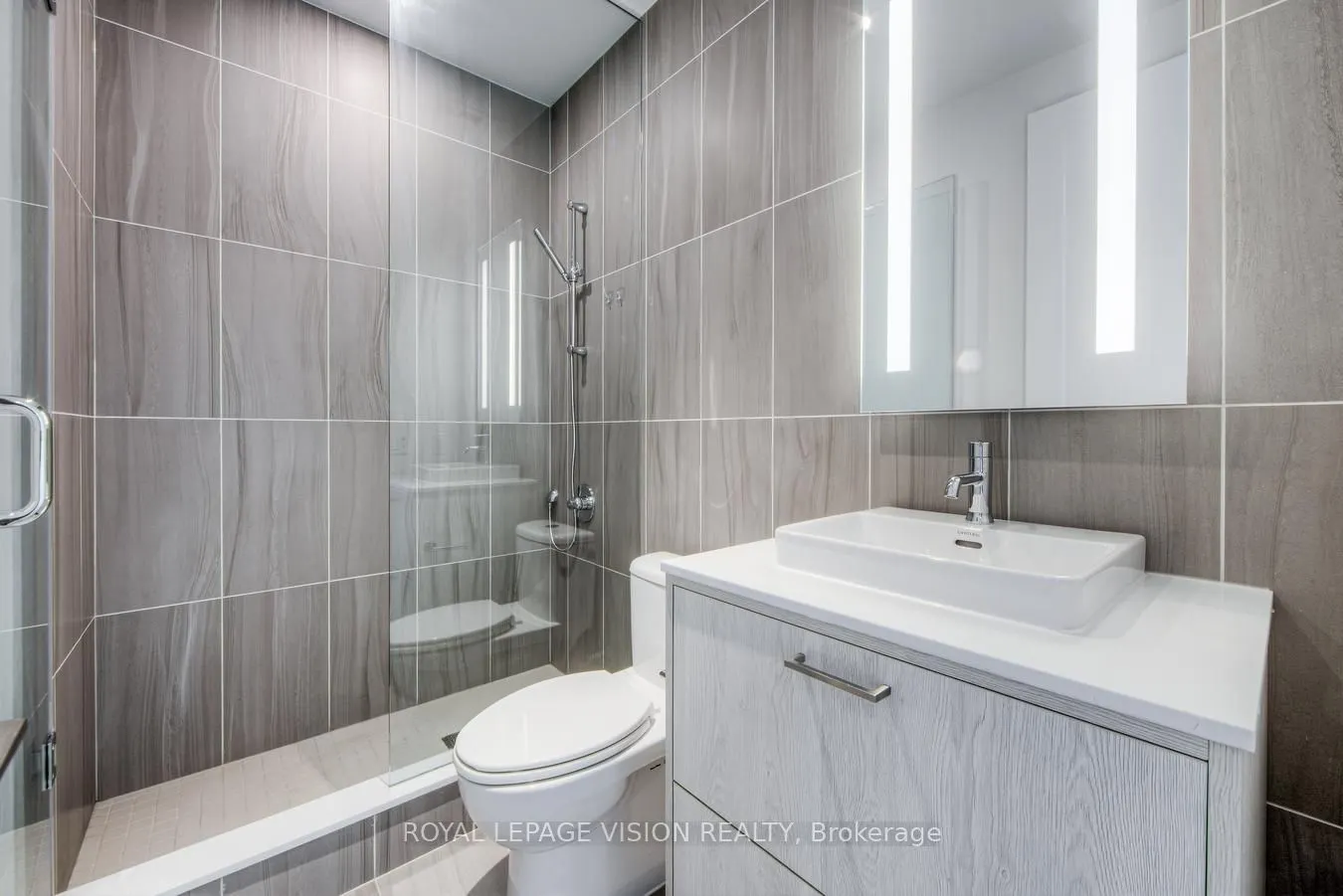 470 Front Street W, #2812