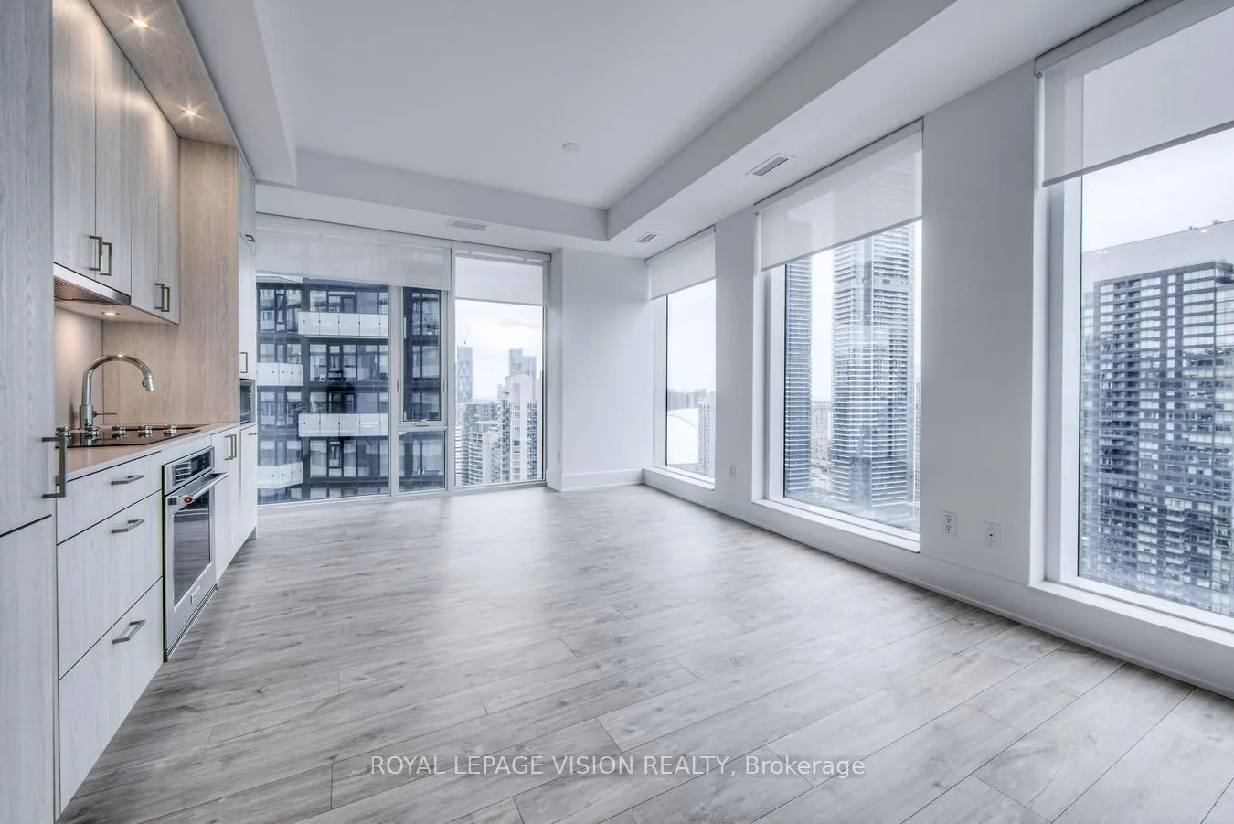 470 Front Street W, #2812