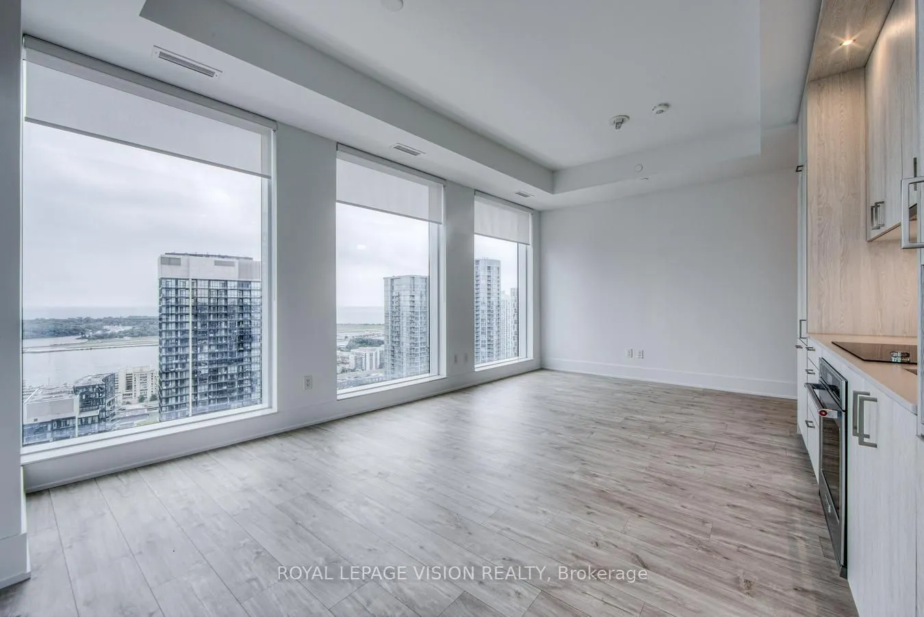 470 Front Street W, #2812