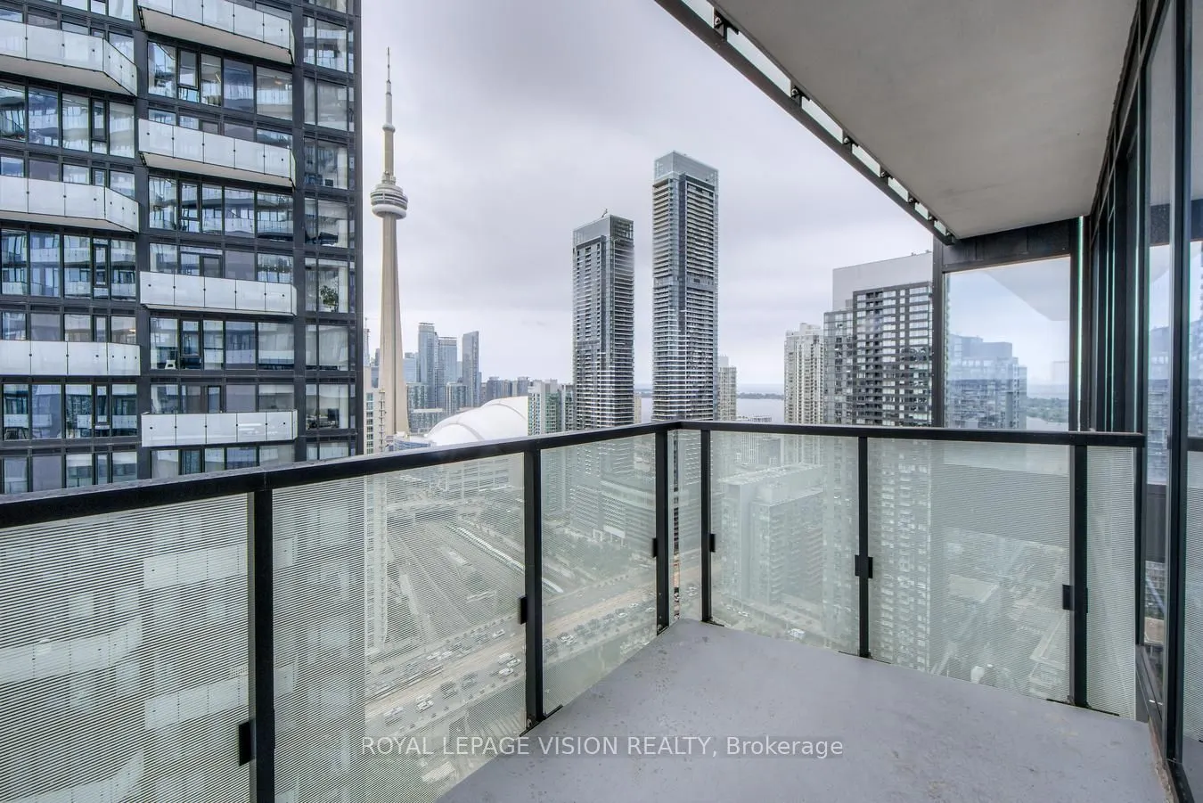 470 Front Street W, #2812