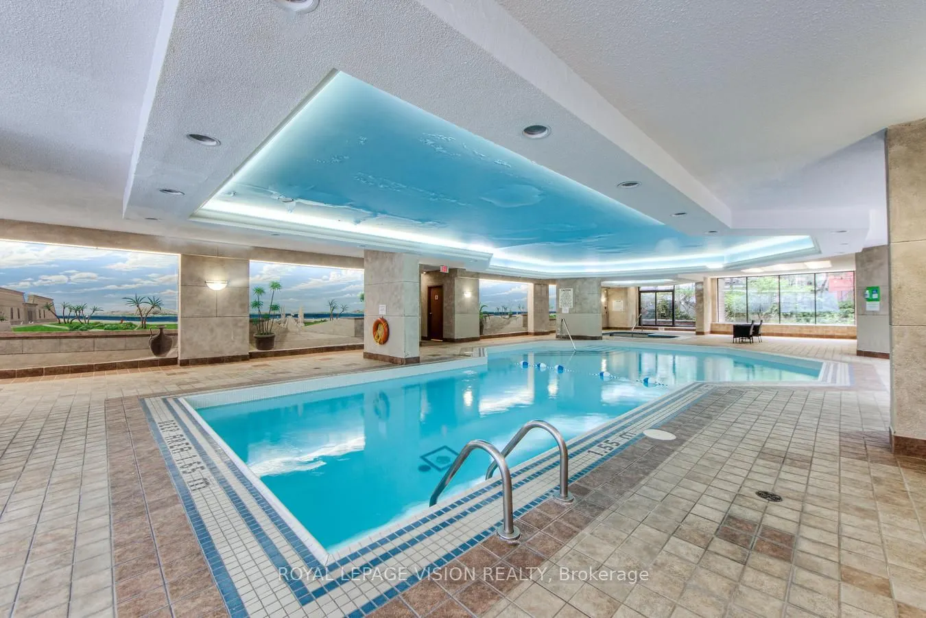 633 Bay Street, #216