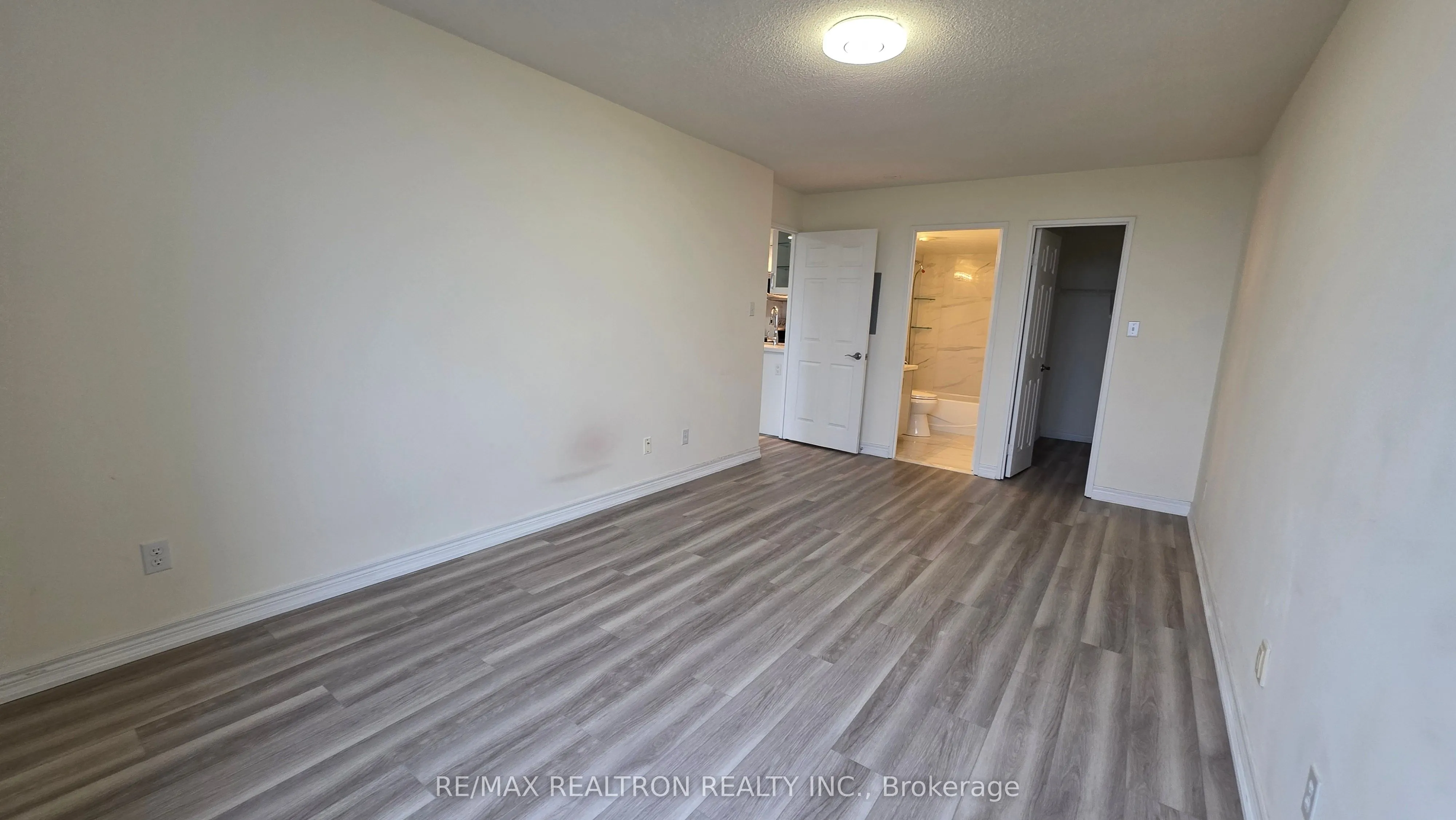 28 Empress Avenue, #1708
