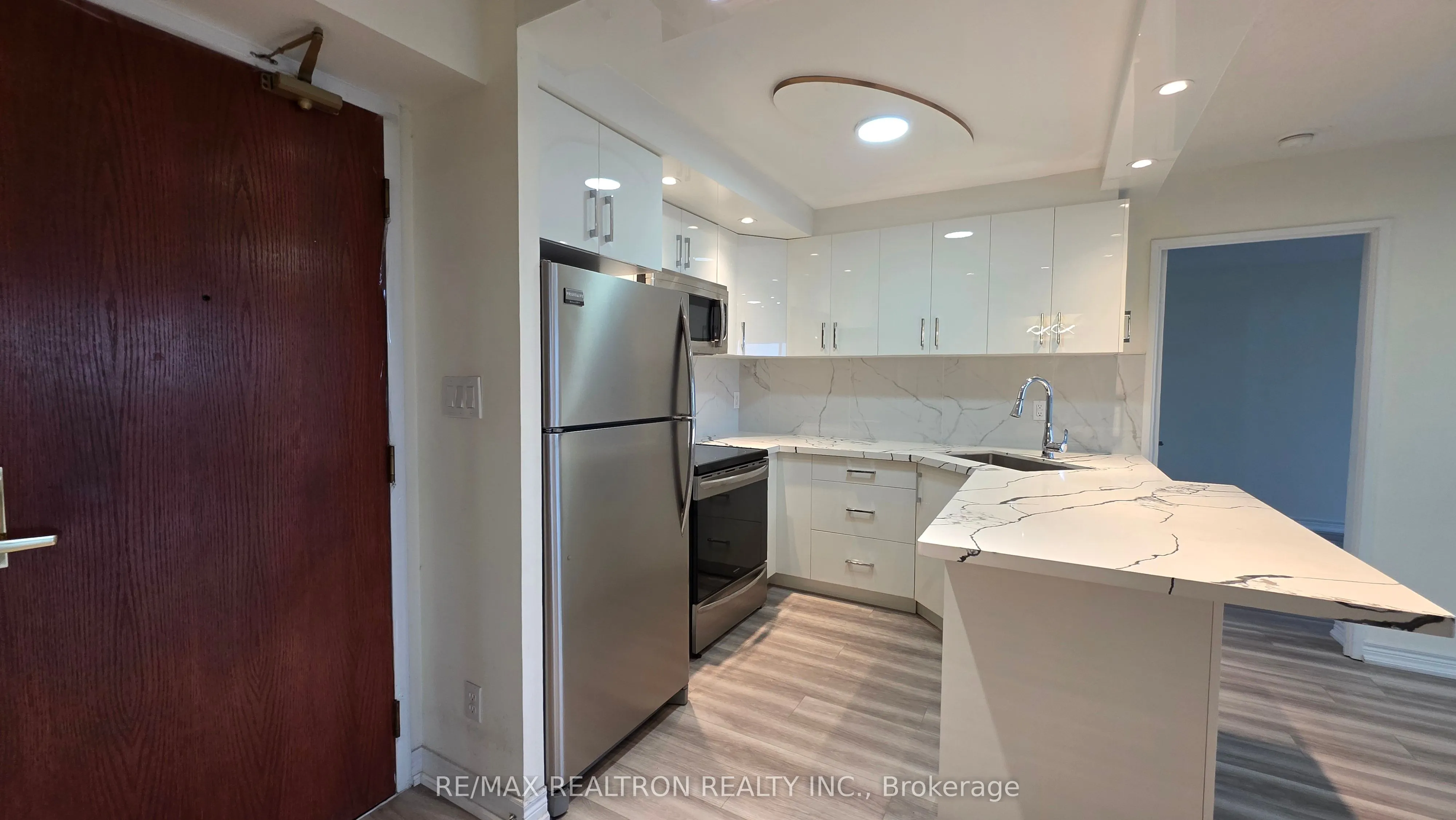 28 Empress Avenue, #1708