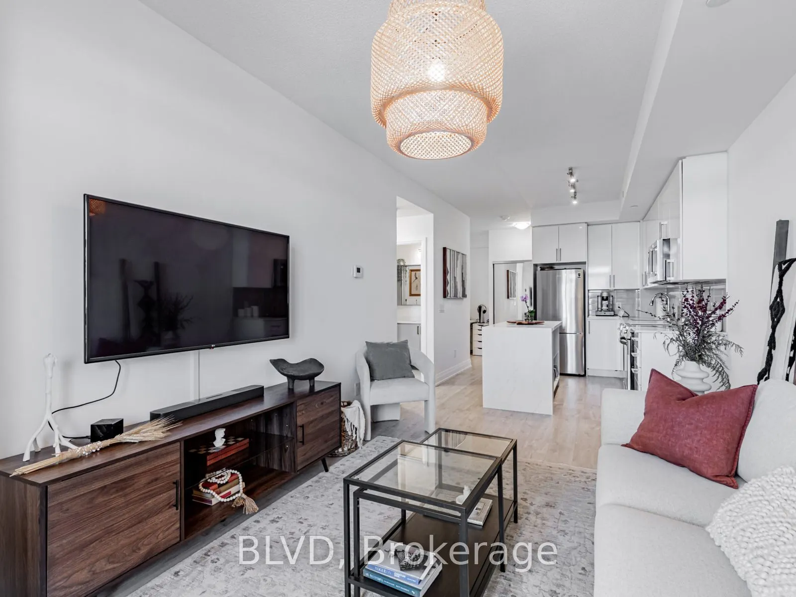 591 Sheppard Avenue E, #528