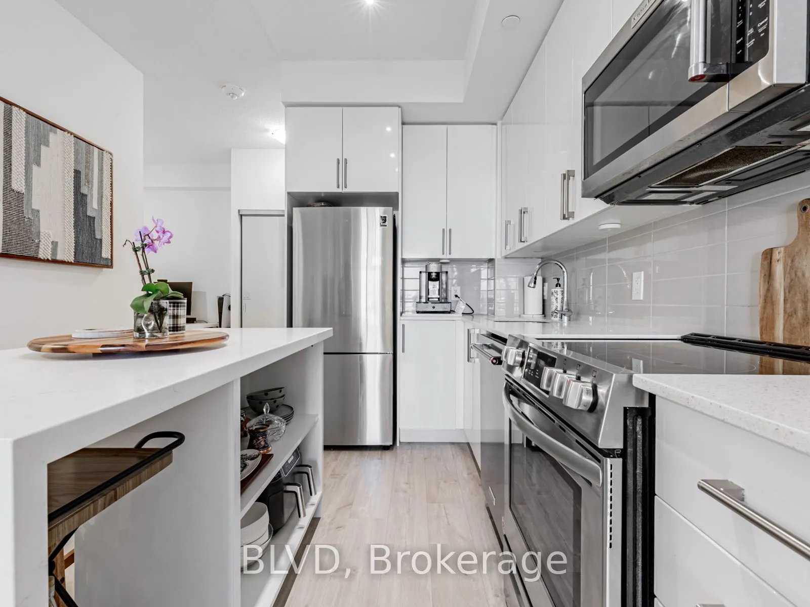 591 Sheppard Avenue E, #528