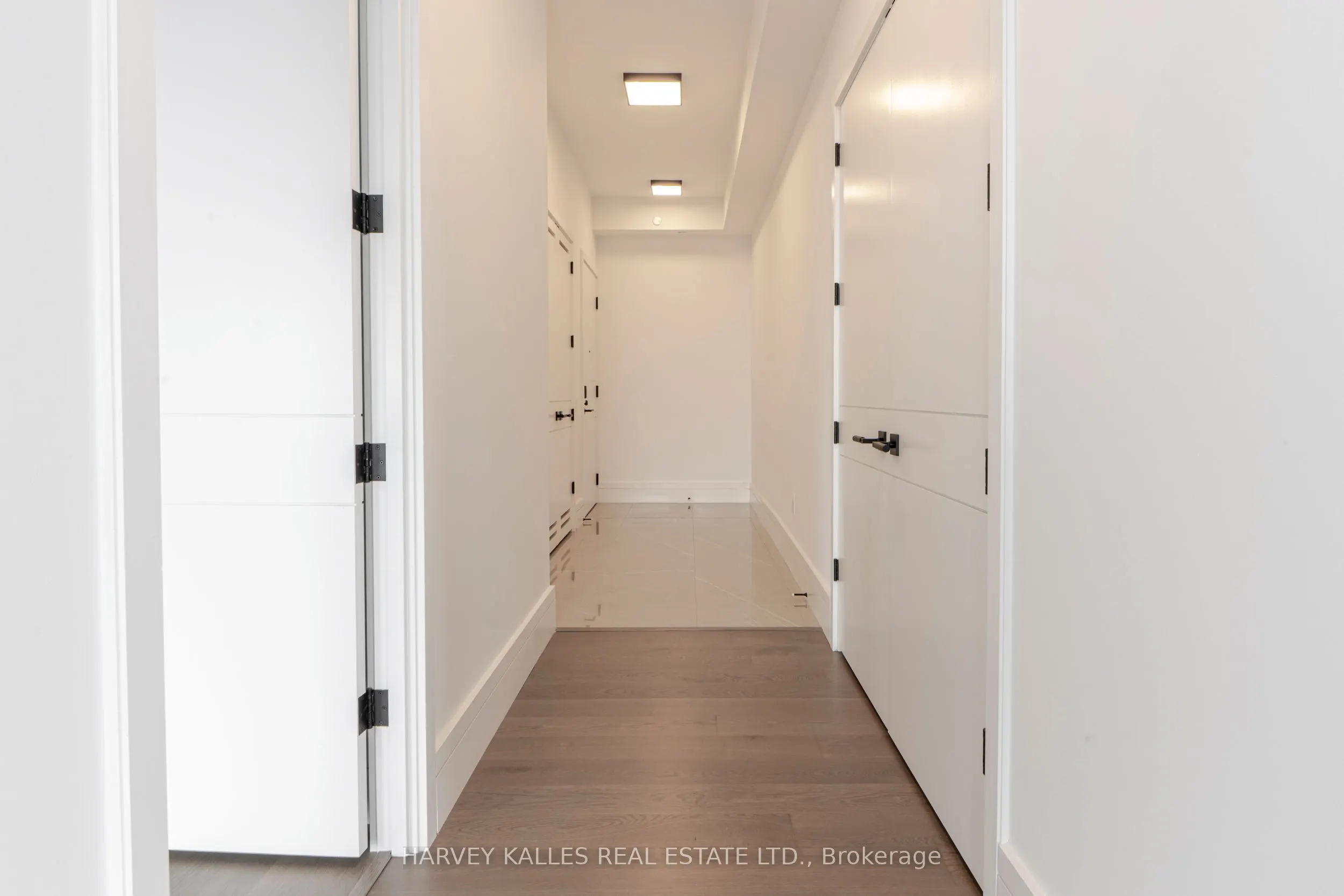 215 Lonsdale Road, #1507