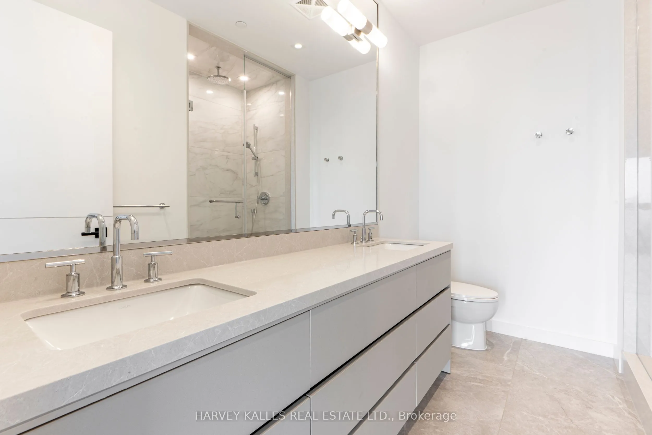 215 Lonsdale Road, #1507