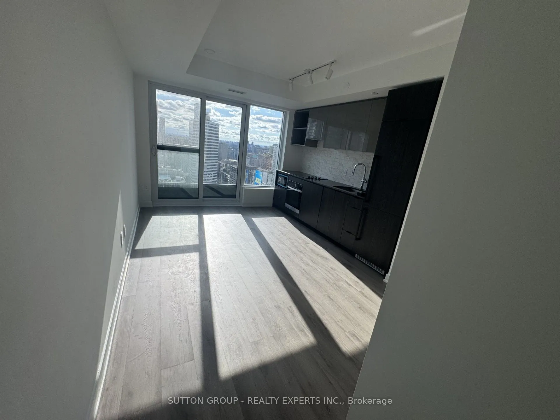 252 Church Street, #3602