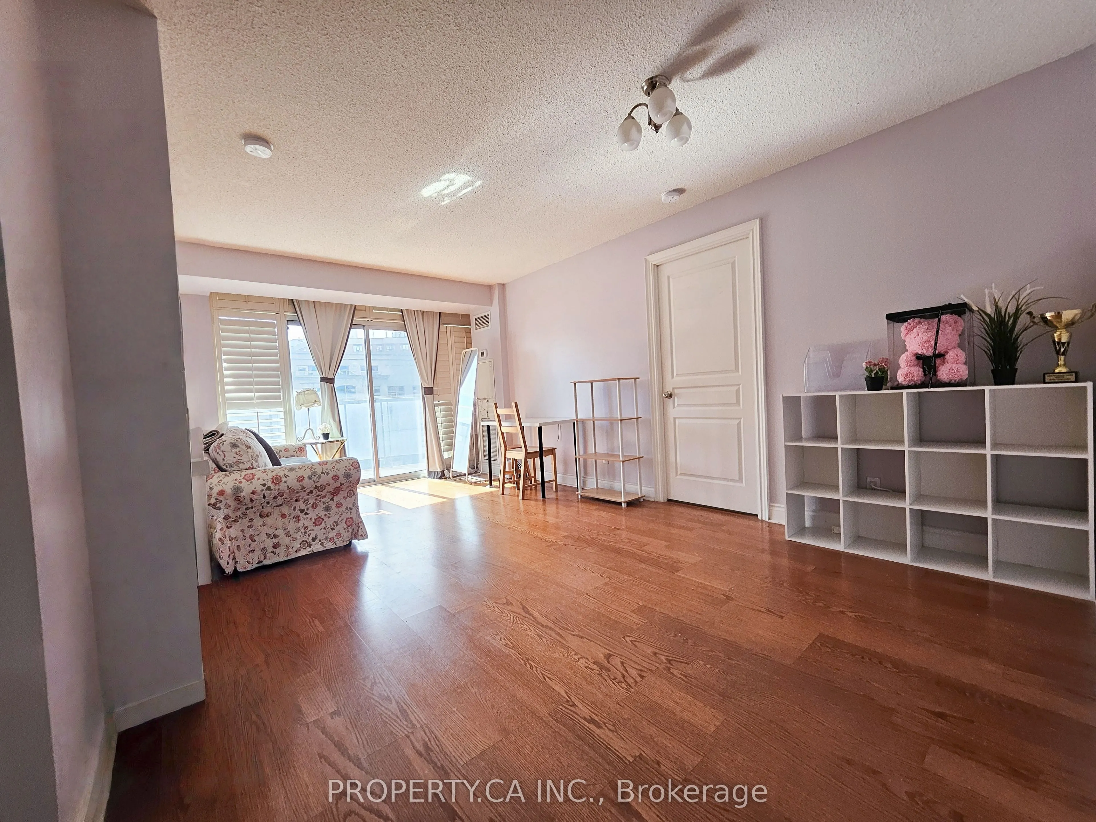 10 Northtown Way, #708