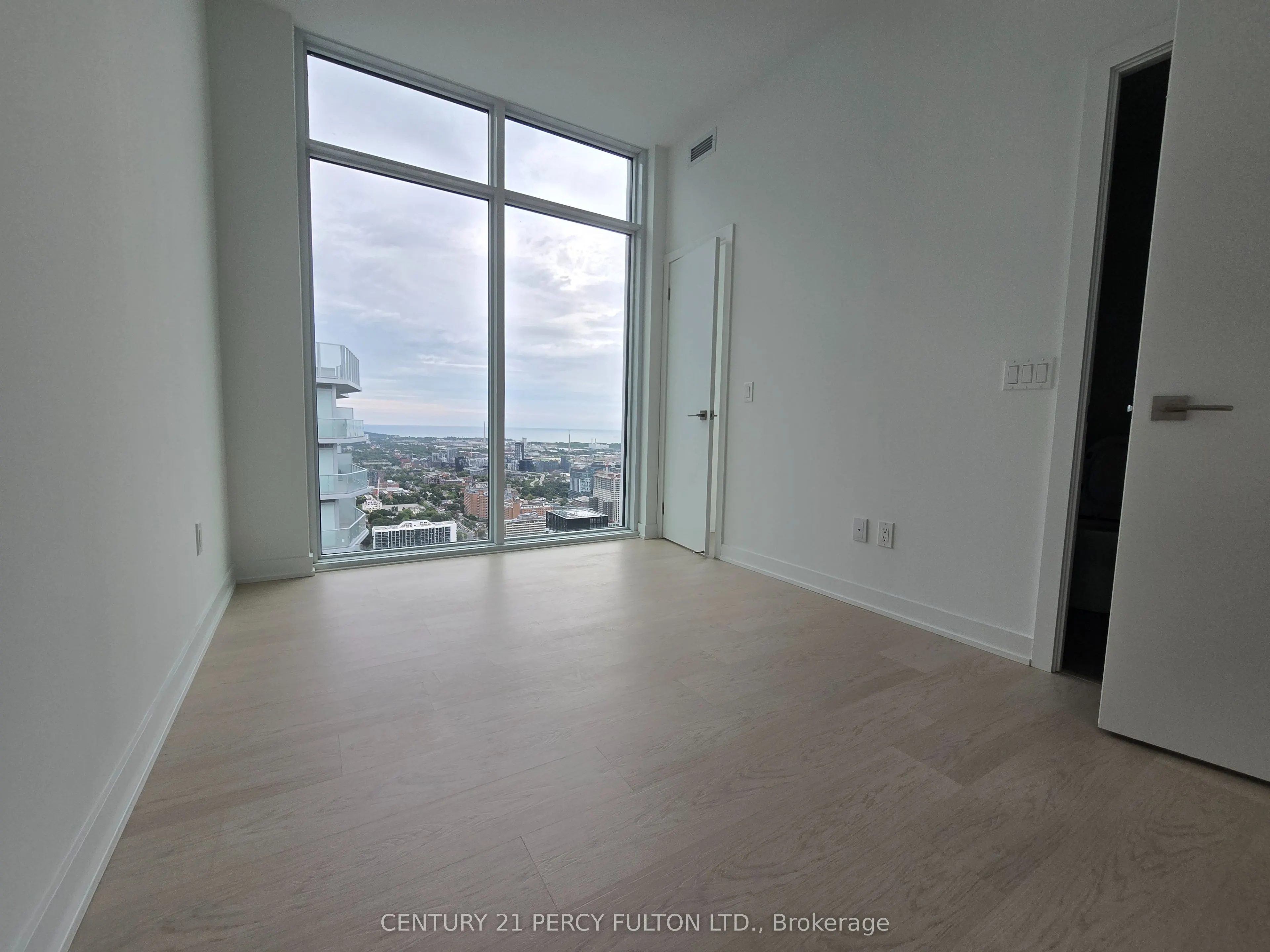 252 Church Street, #PH11