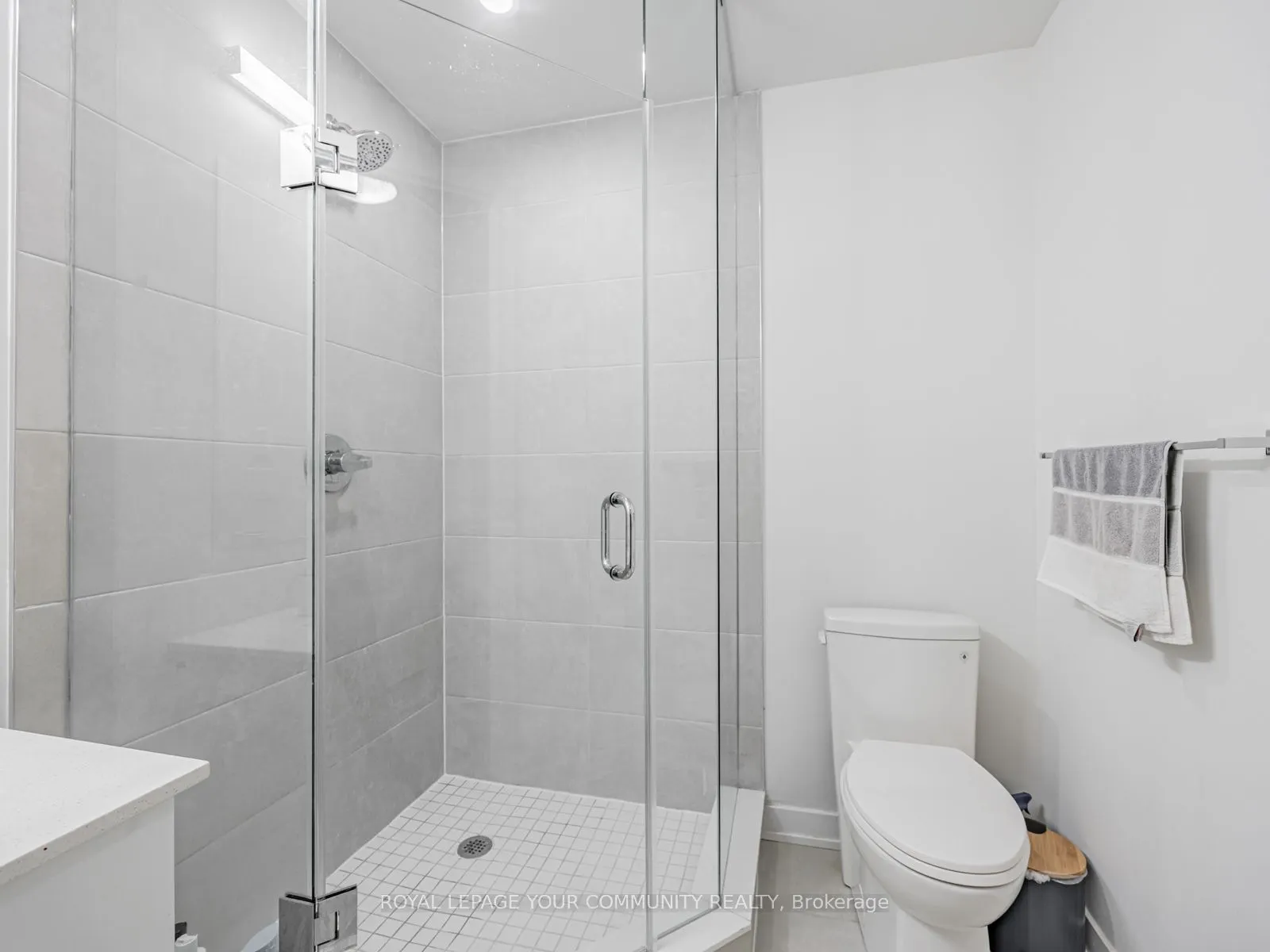 15 Ellerslie Avenue, #2301