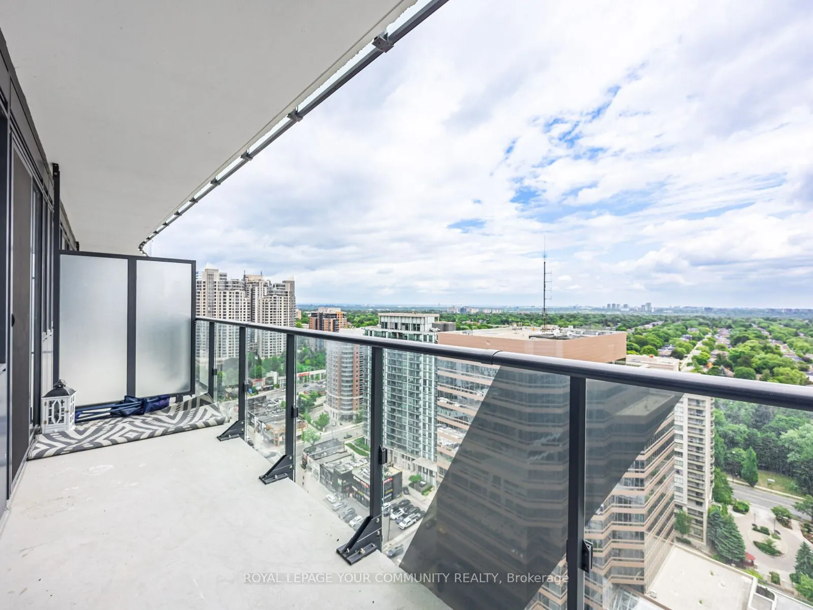 15 Ellerslie Avenue, #2301