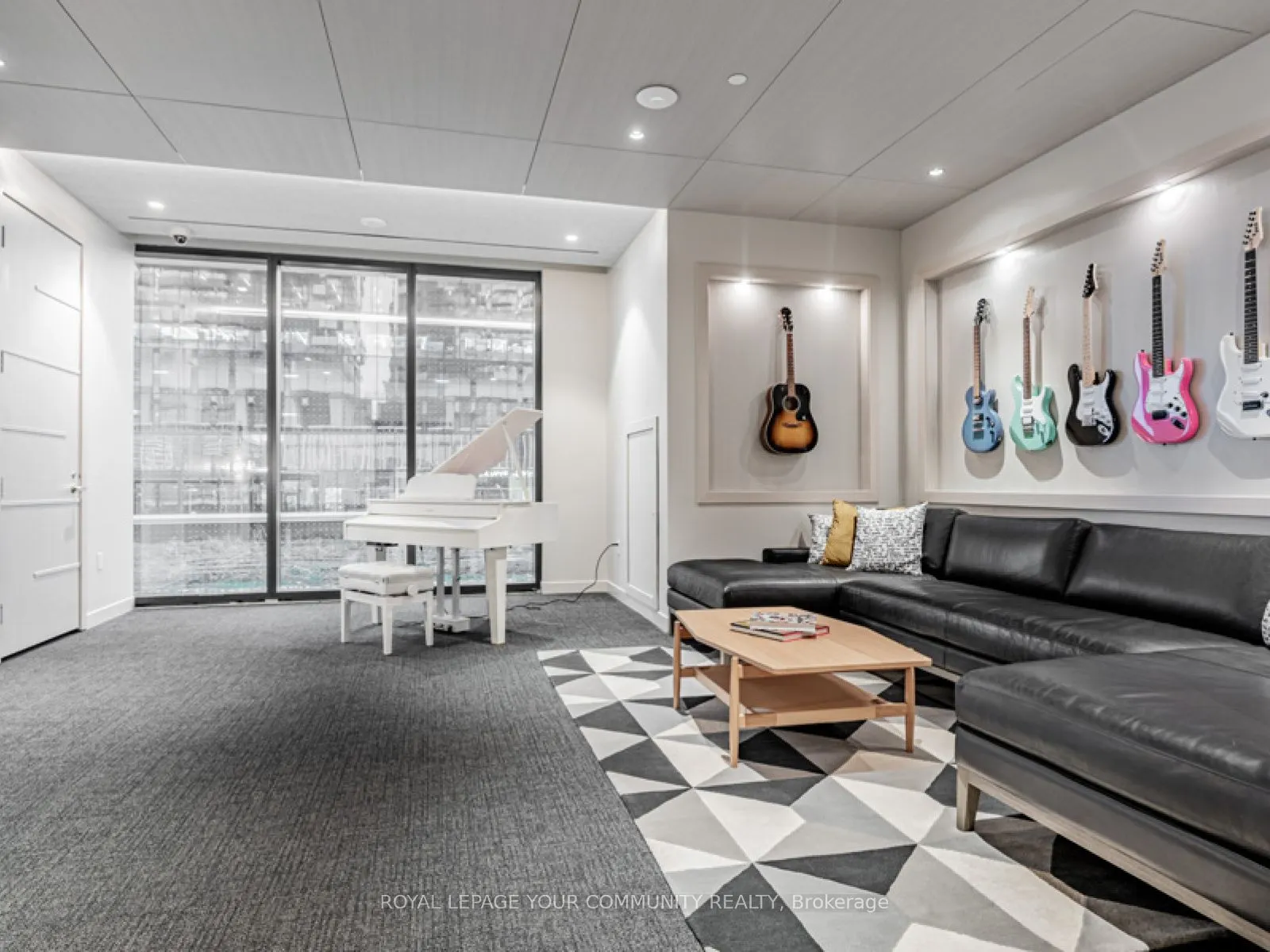 55 Cooper Street, #1611