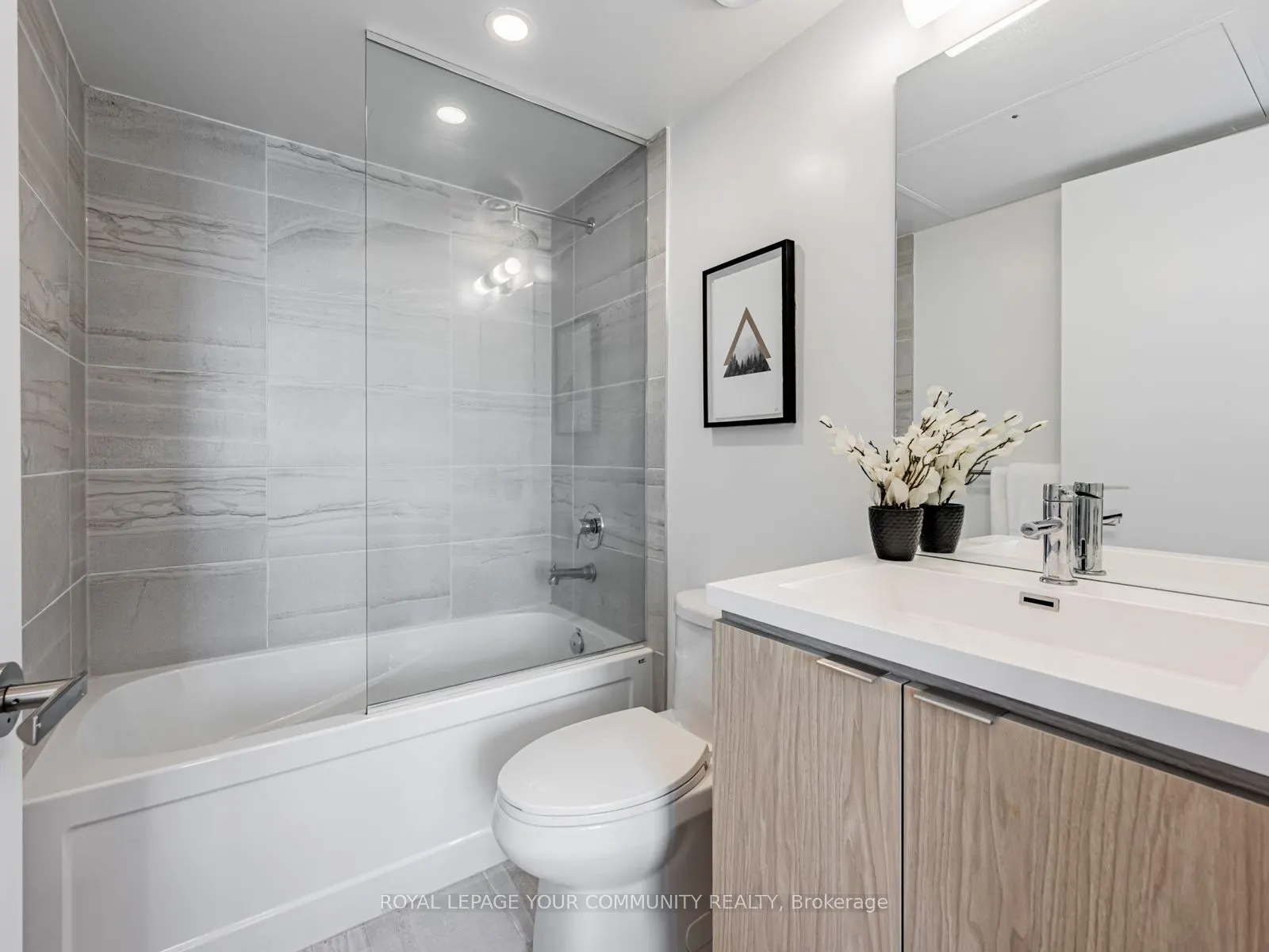 55 Cooper Street, #1611