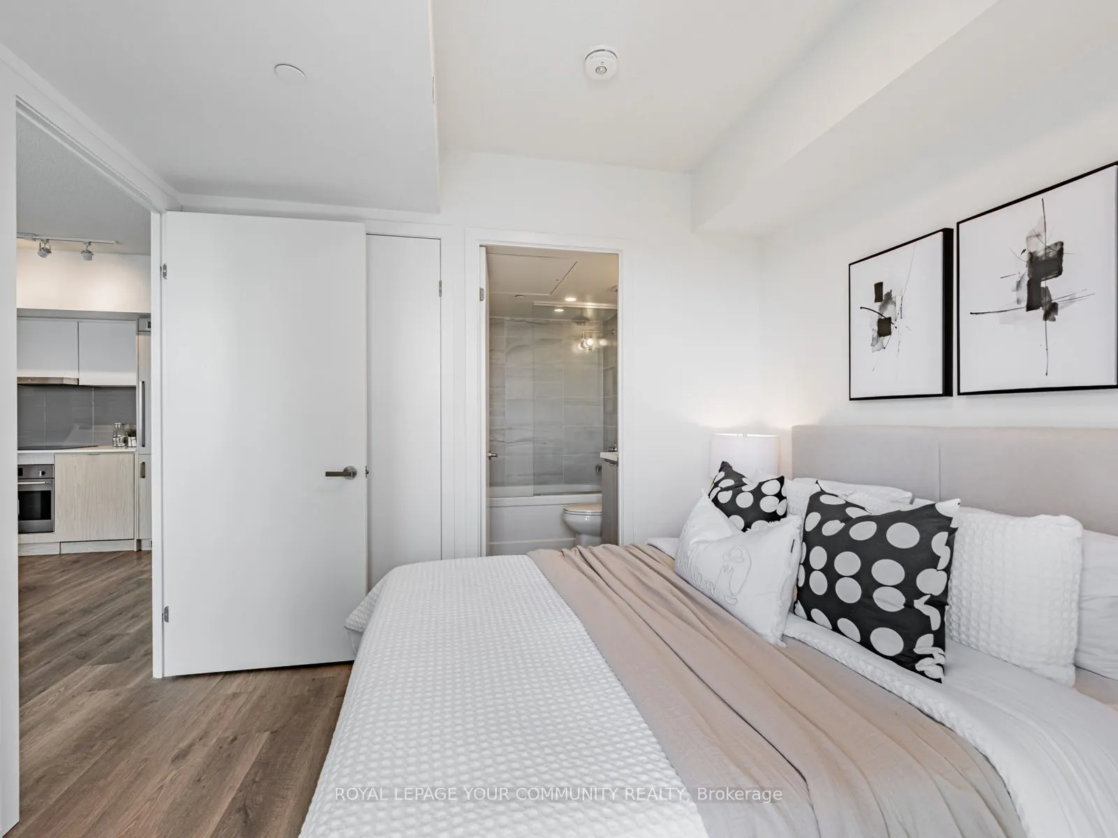 55 Cooper Street, #1611