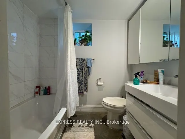 1136 Avenue Road, #B1