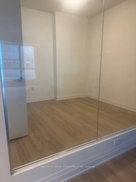 15 Richardson Street, #325