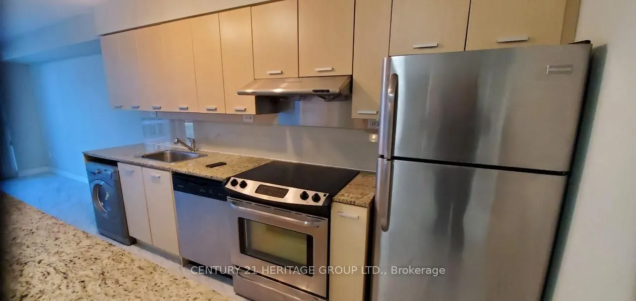 19 Singer Court, #515