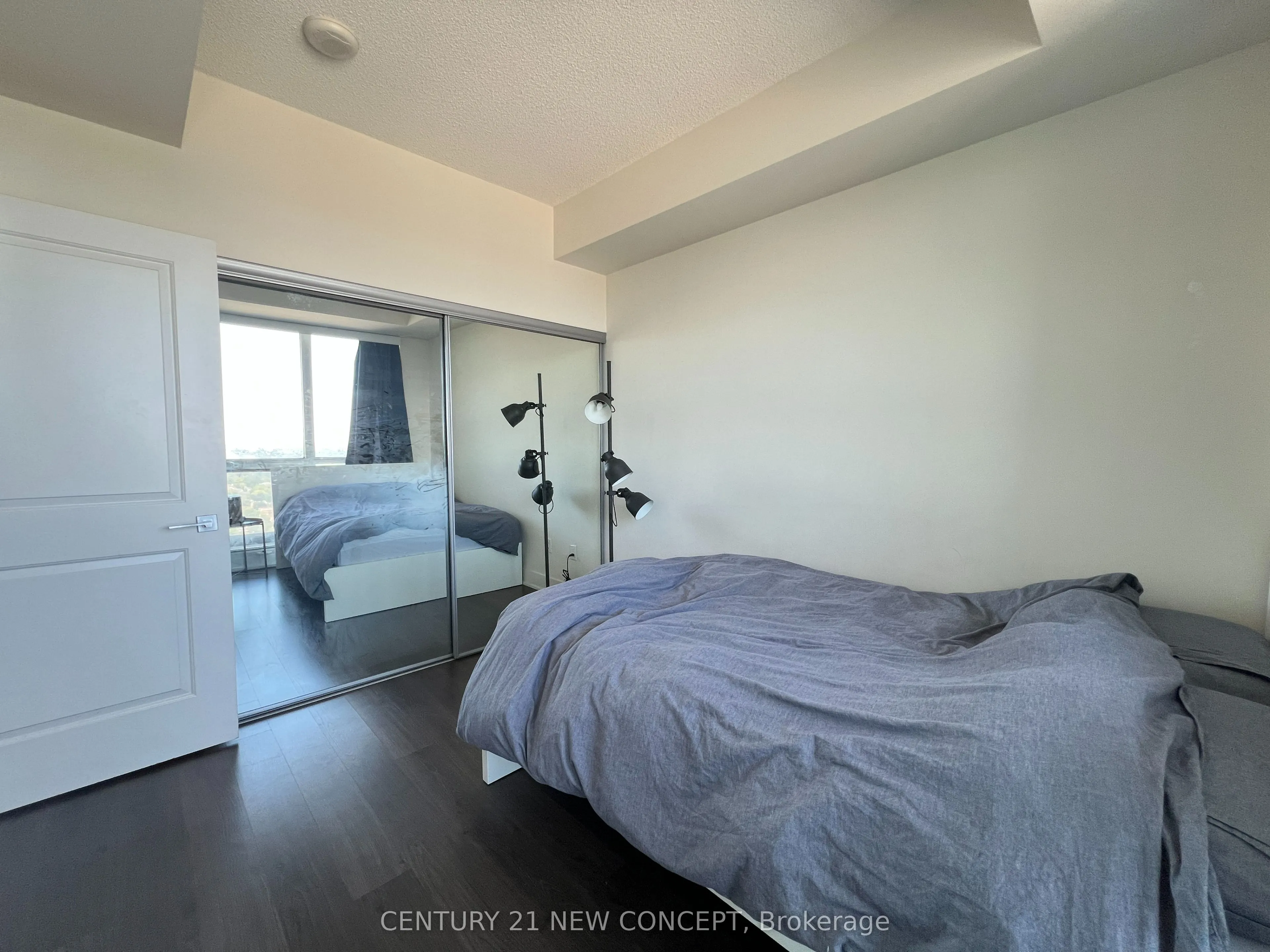 88 Sheppard Avenue E, #3201