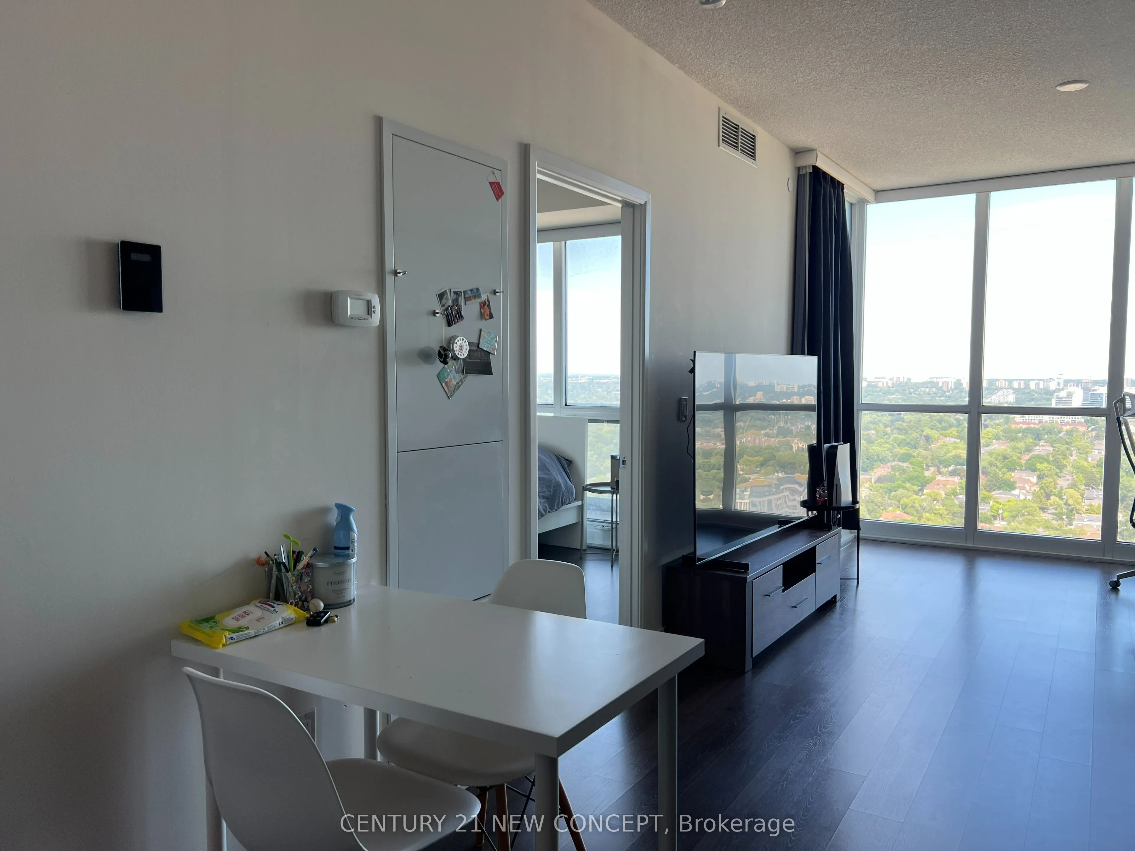88 Sheppard Avenue E, #3201