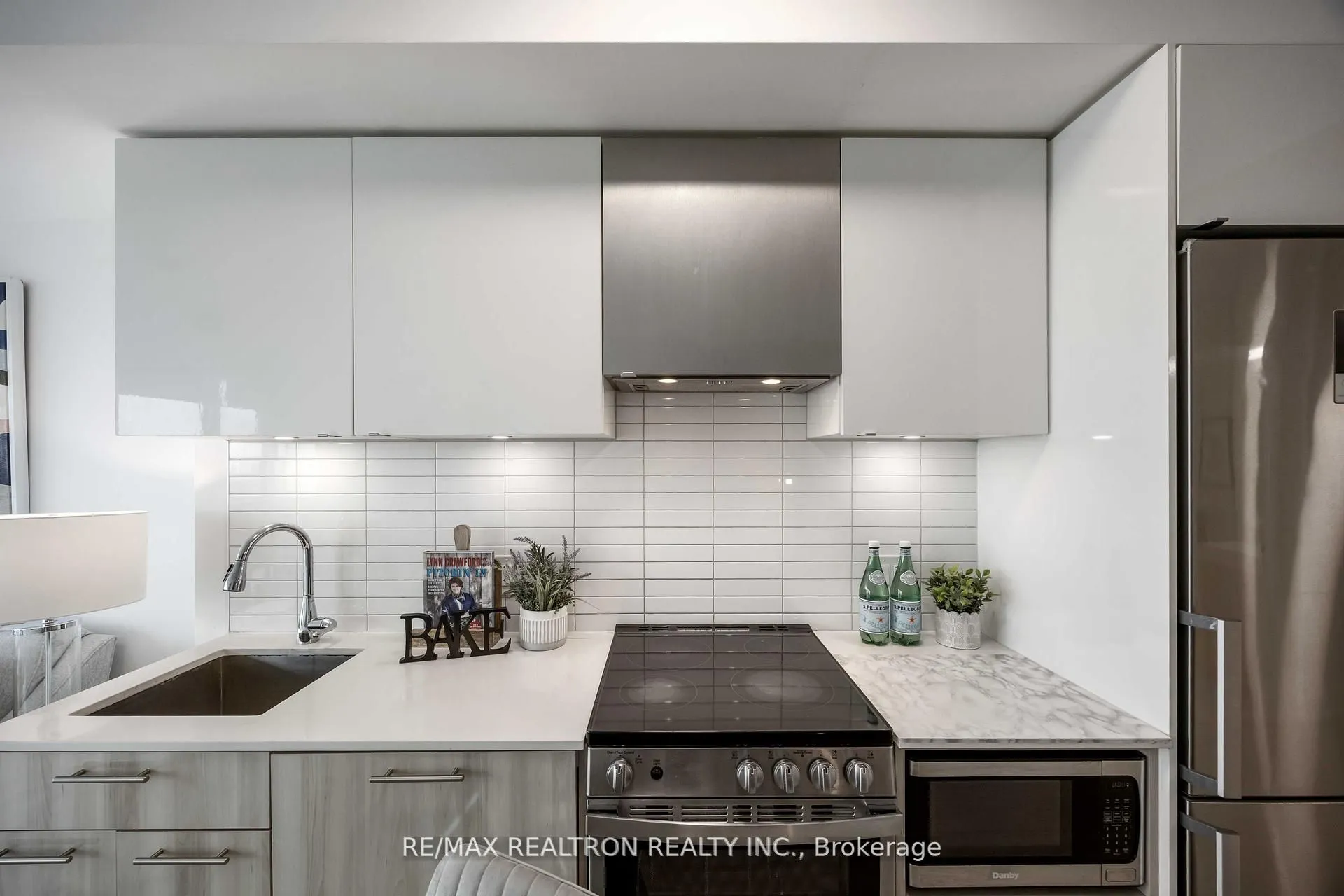 251 Jarvis Street, #3314