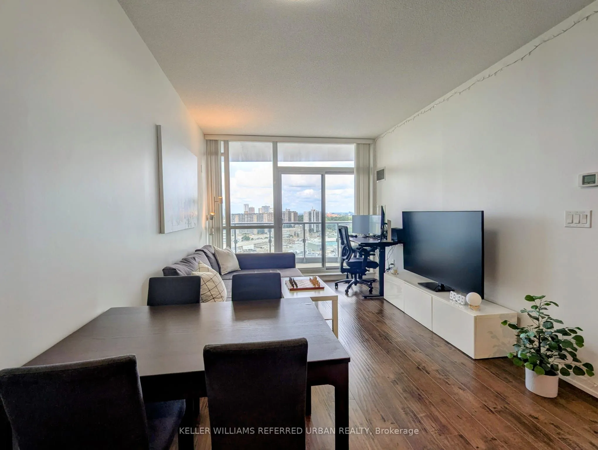 70 Forest Manor Road, #1211