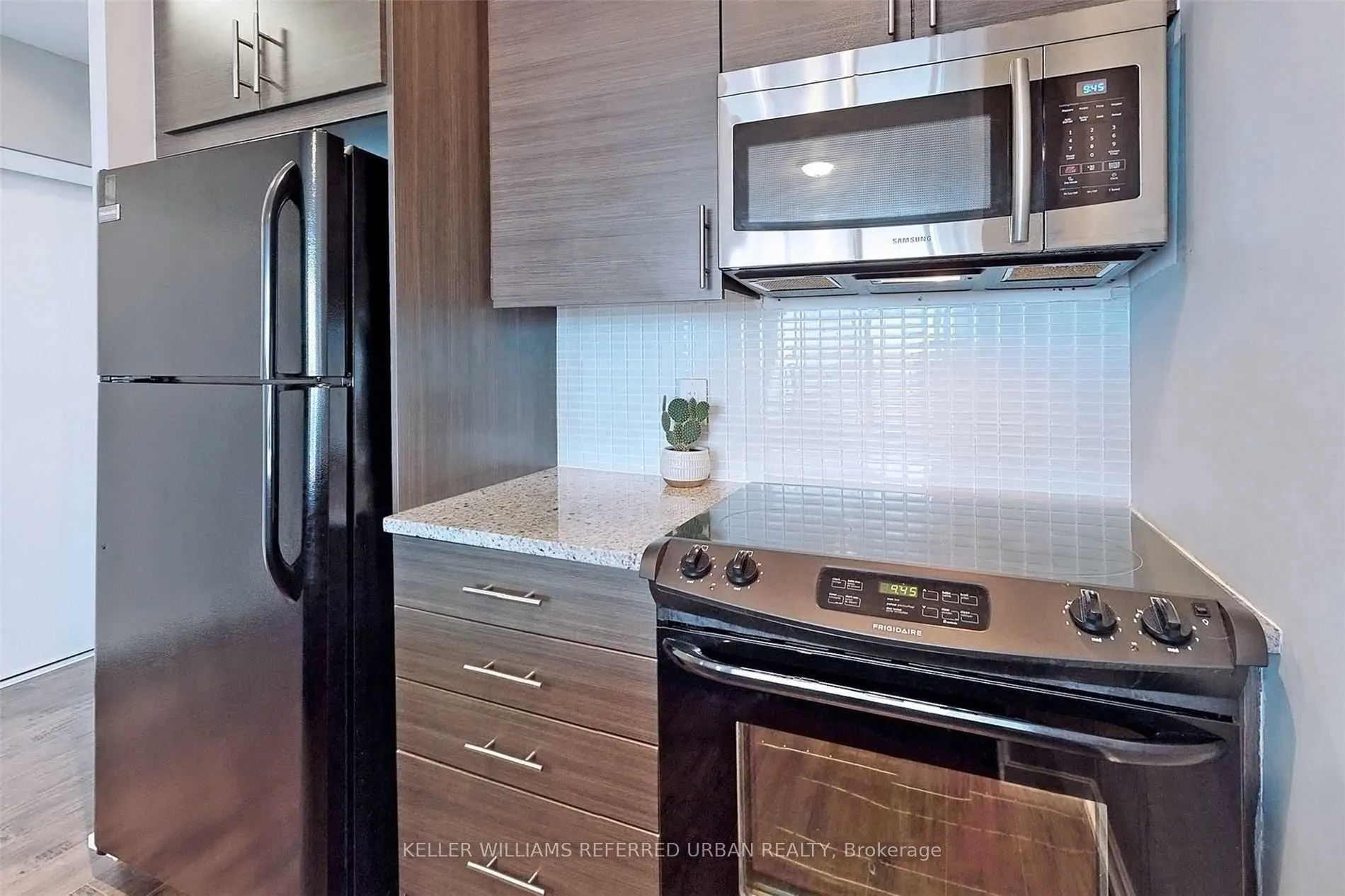 70 Forest Manor Road, #1211