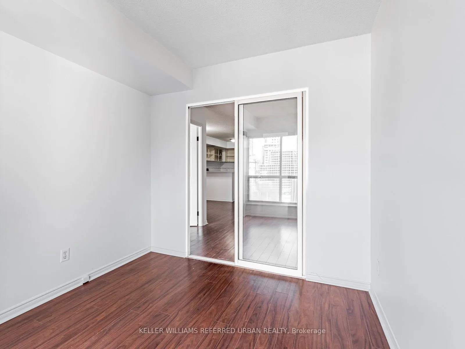 25 The Esplanade, #907