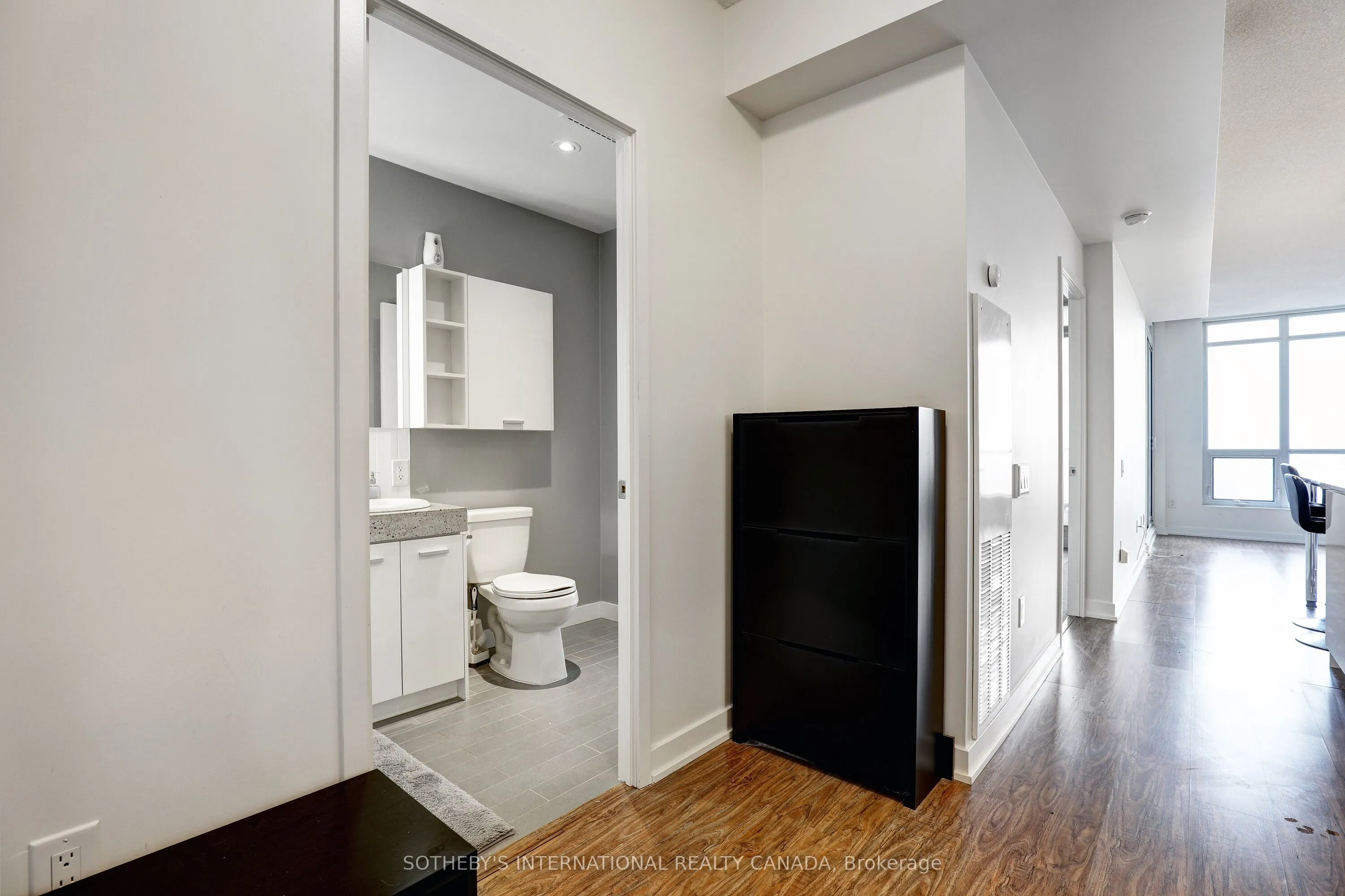29 Singer Court, #2710