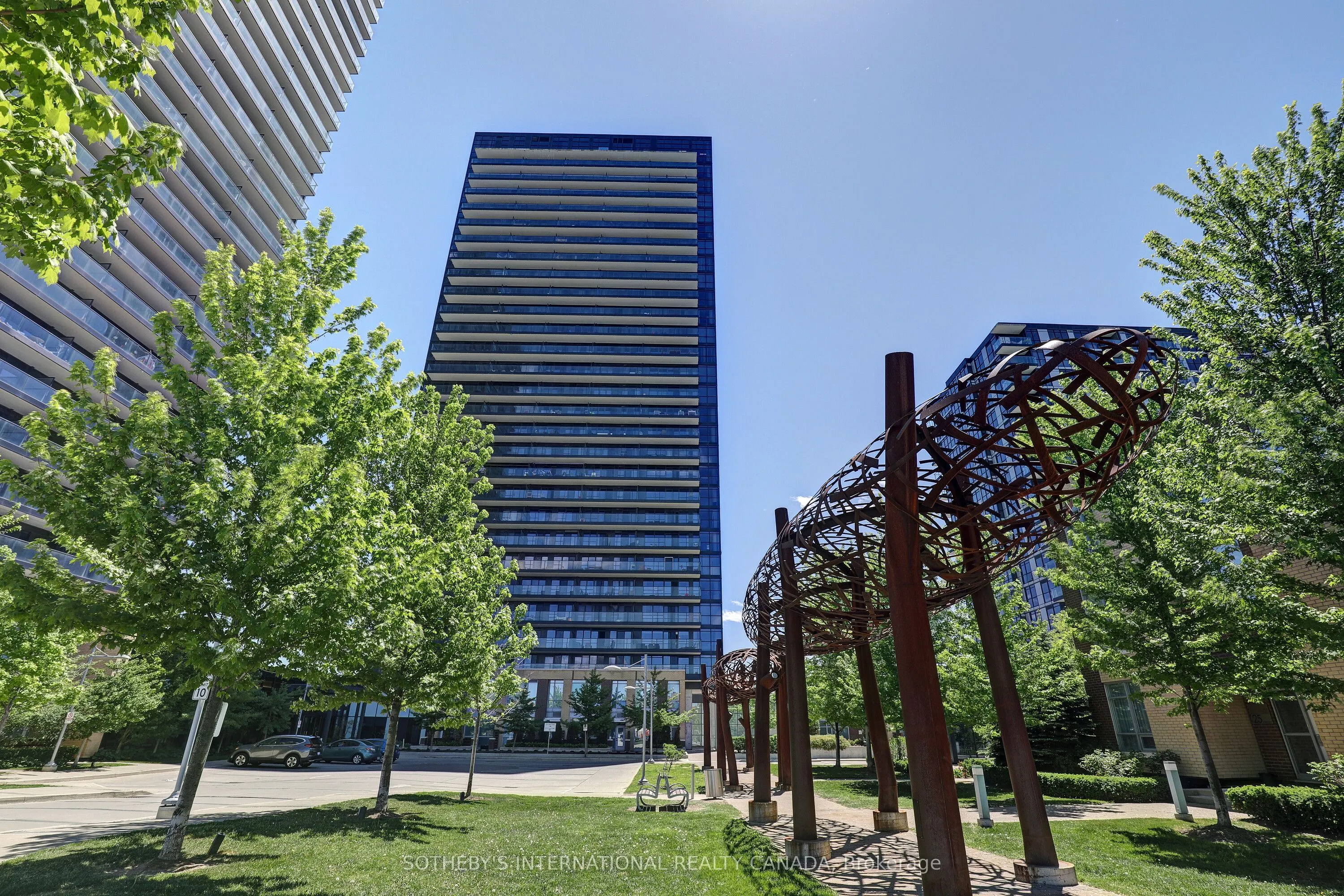 29 Singer Court, #2710