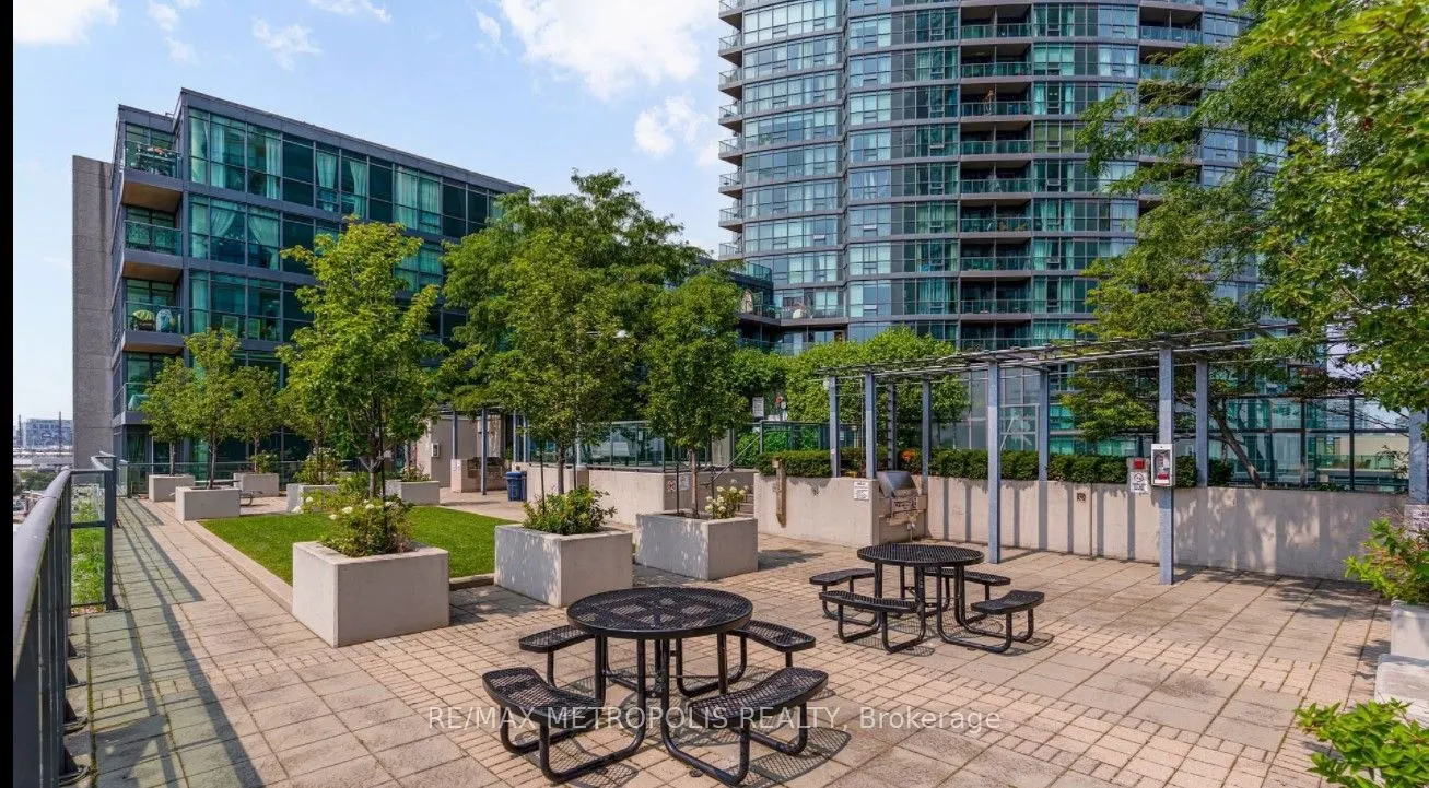 219 Fort York Boulevard, #1811