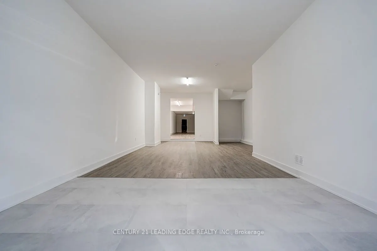 349 Spadina Avenue
