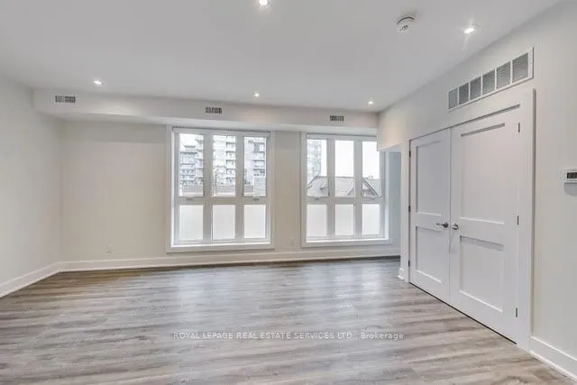235 Davenport Road, #D