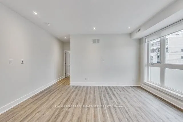235 Davenport Road, #D